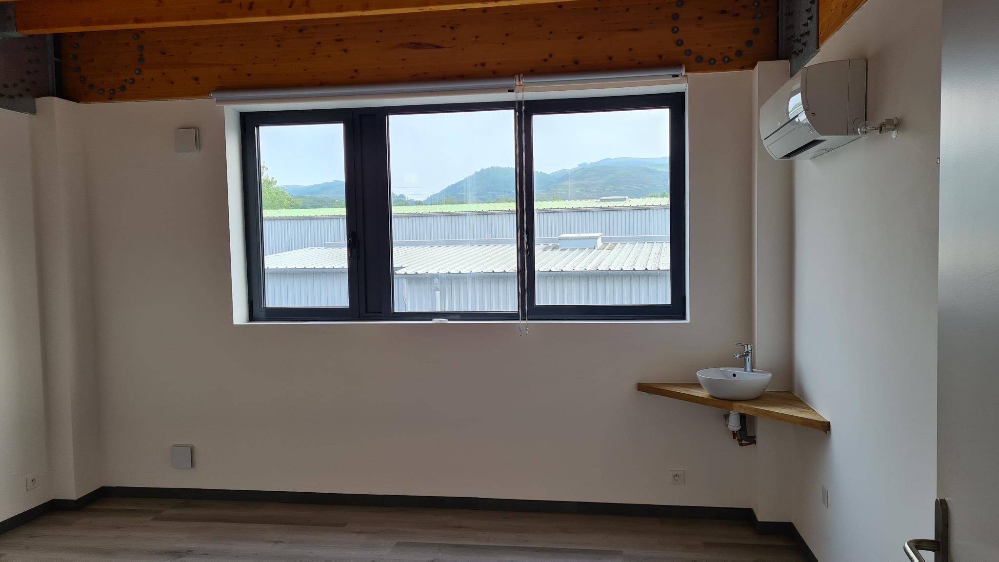 Cabinet Espace Lantegia à Urrugne - Photo 1