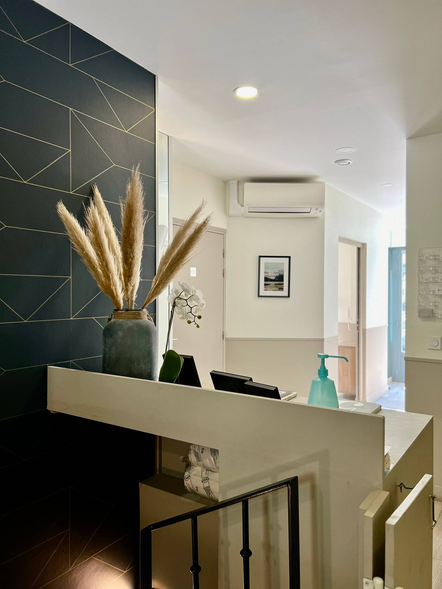 Cabinet PARIS 7e À louer salle de consultation dans Espace Santé à Paris - Photo 5