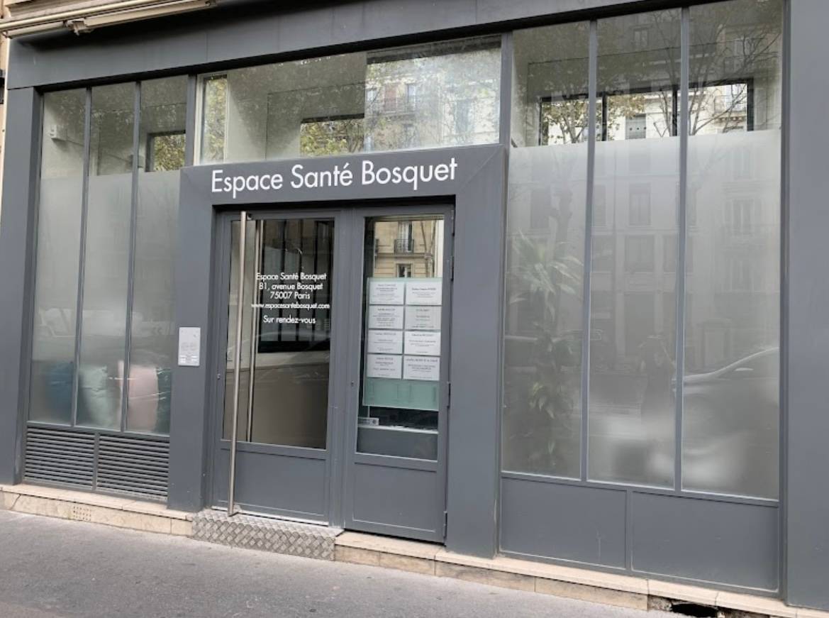 Cabinet PARIS 7e À louer salle de consultation dans Espace Santé à Paris - Photo 1