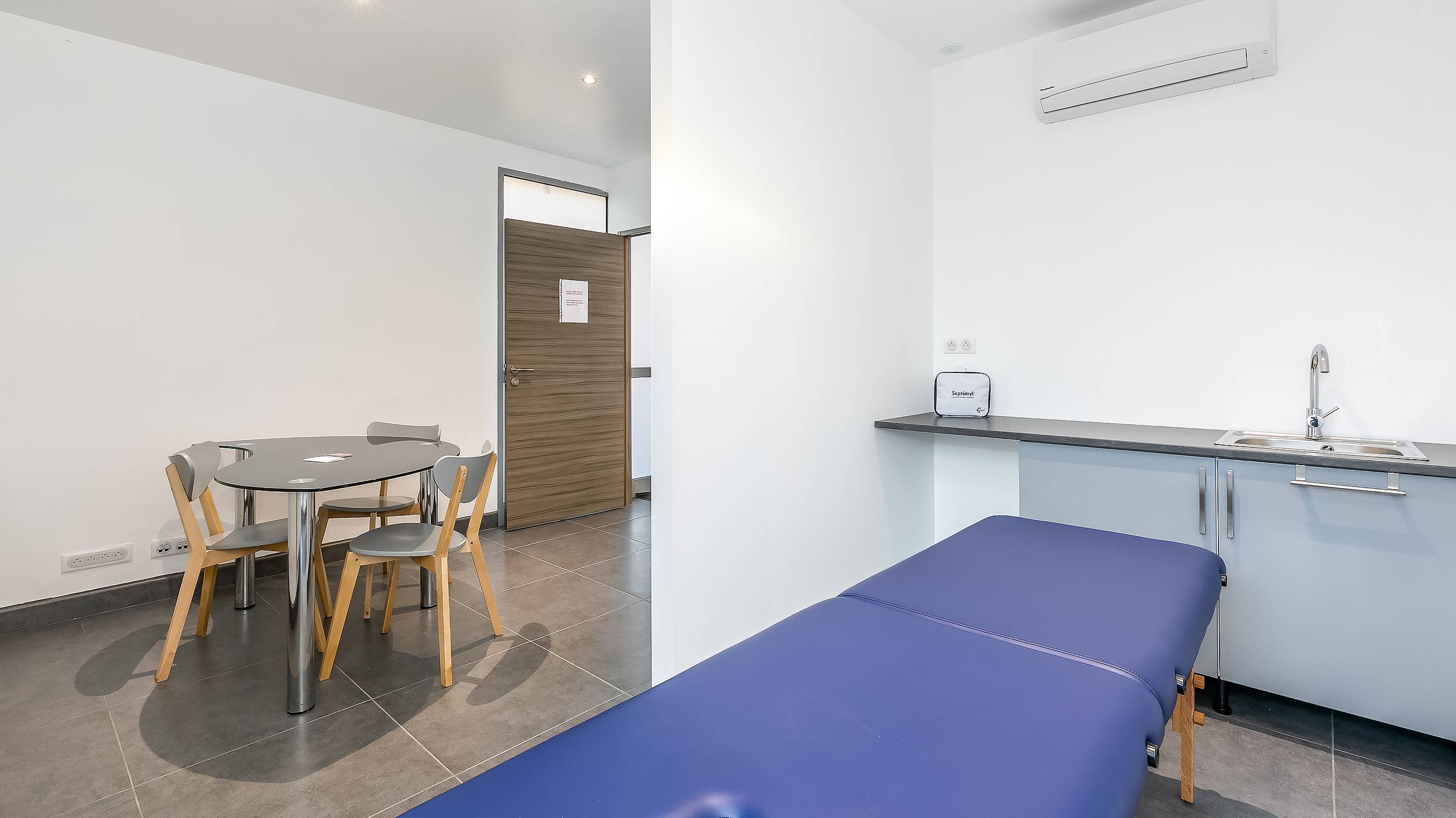 Cabinet Centre Medical du Chambertin à le cannet rocheville - Photo principale