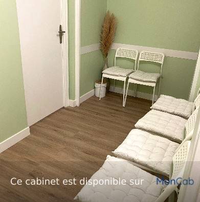 Cabinet Bureau 5 - Centre Négresko Raphaël  - Photo 2