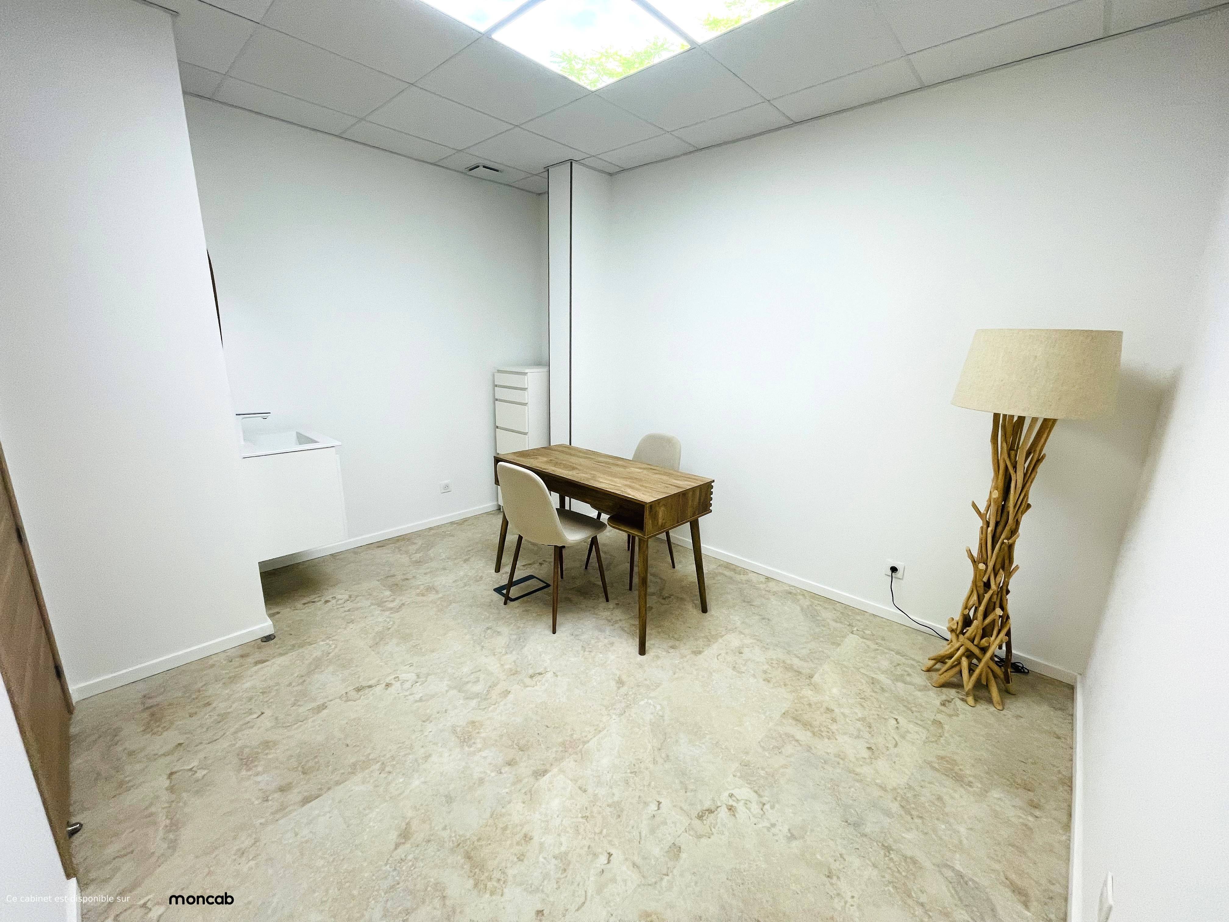 Cabinet CABINET MEDICAL ET PARAMEDICAL à Ajaccio - Photo 3