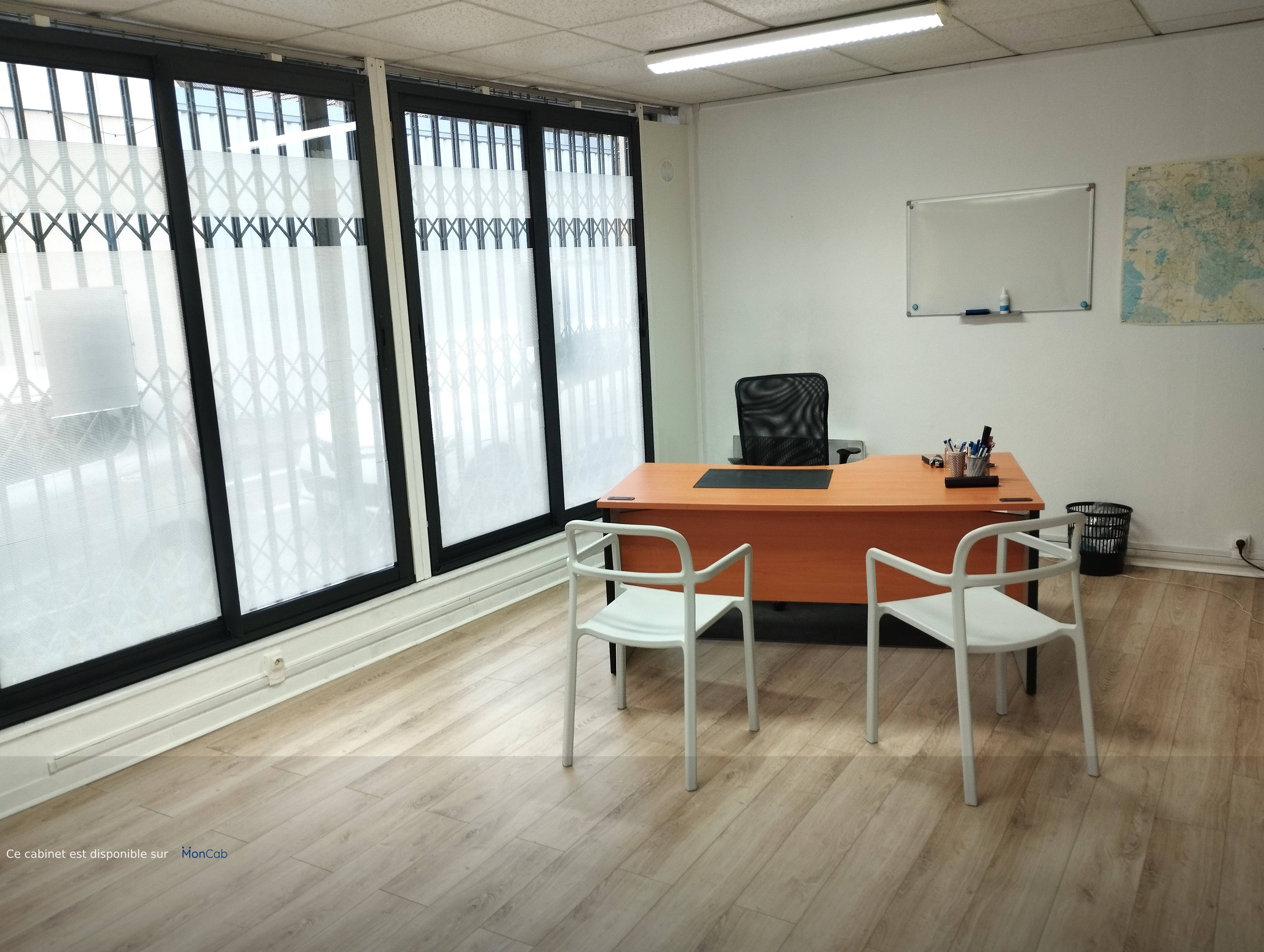 Cabinet Centre de Guy à Dijon - Photo 1