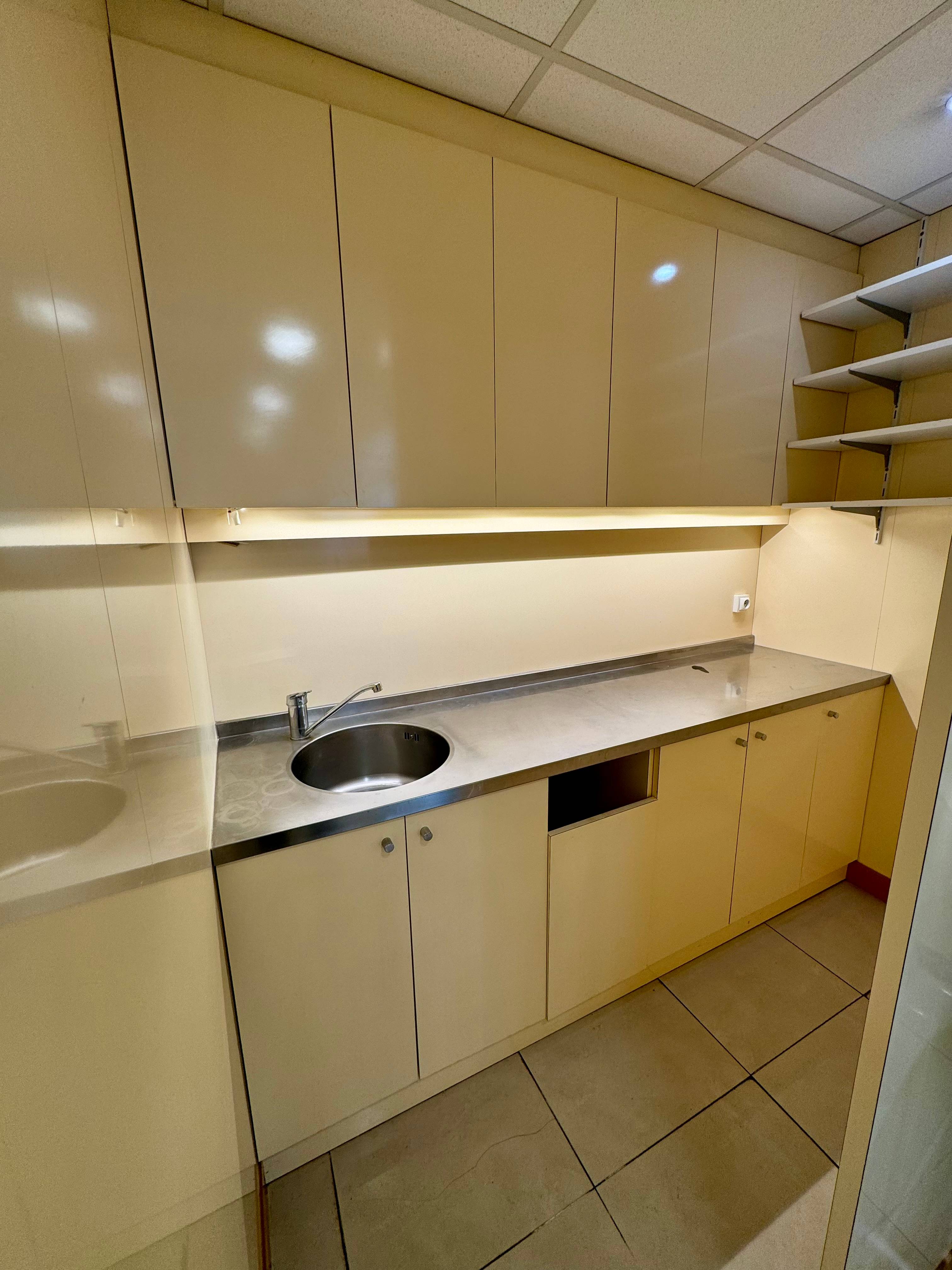 Cabinet Cabinet de Sophie à Mandelieu-la-Napoule - Photo 4