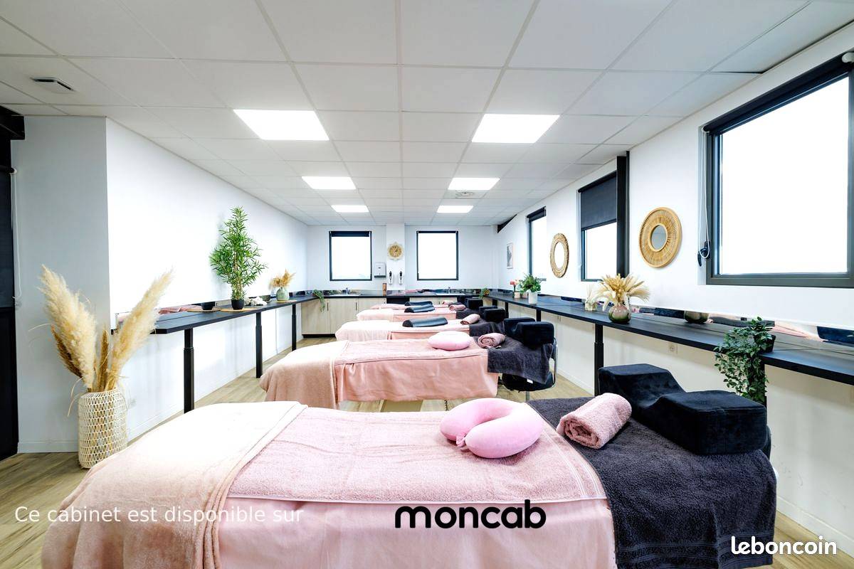 Cabinet Cabinet de Julien à Mauguio - Photo 2