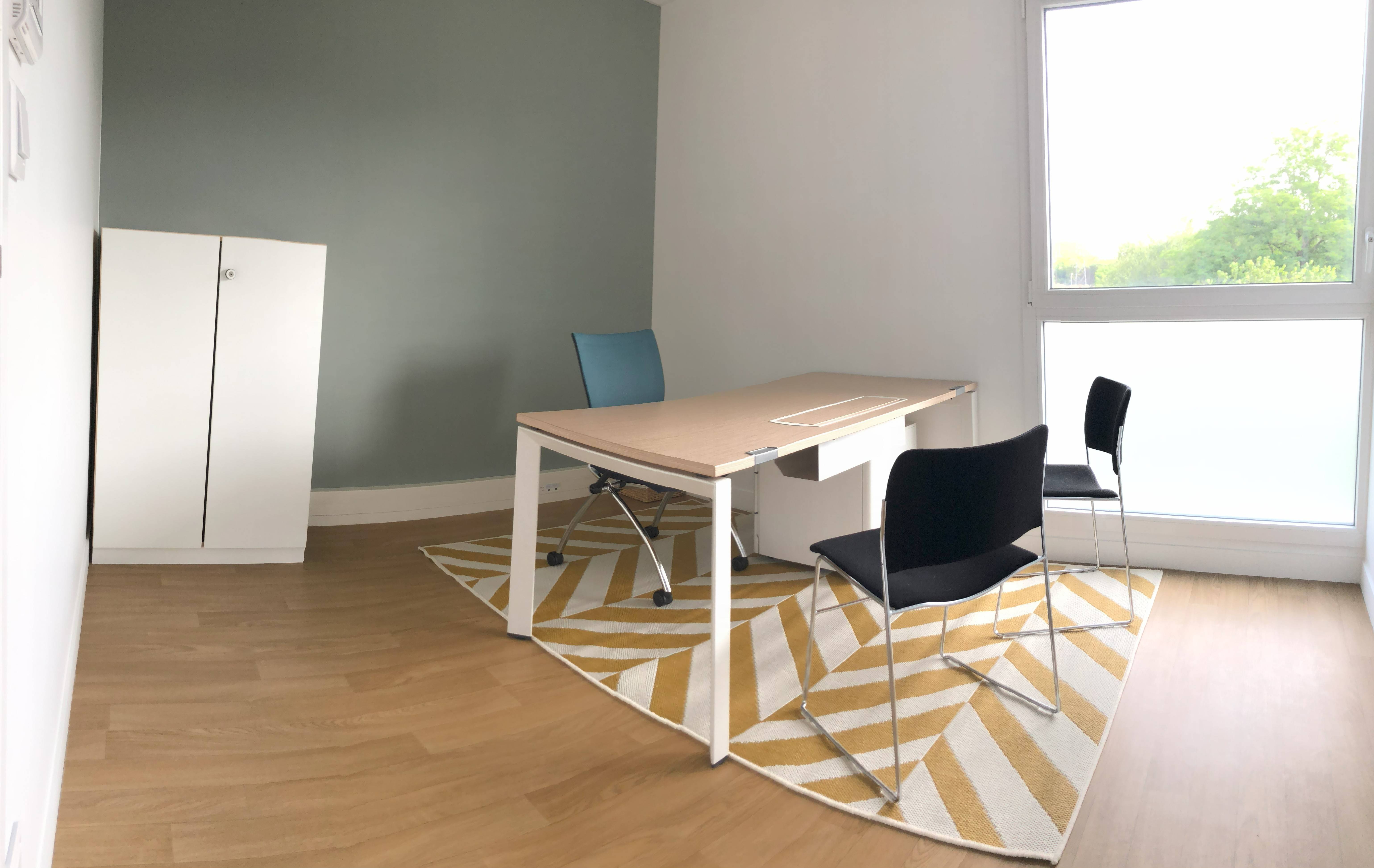 Cabinet Cabinet 3 à Saint-Jean-de-Luz - Photo principale