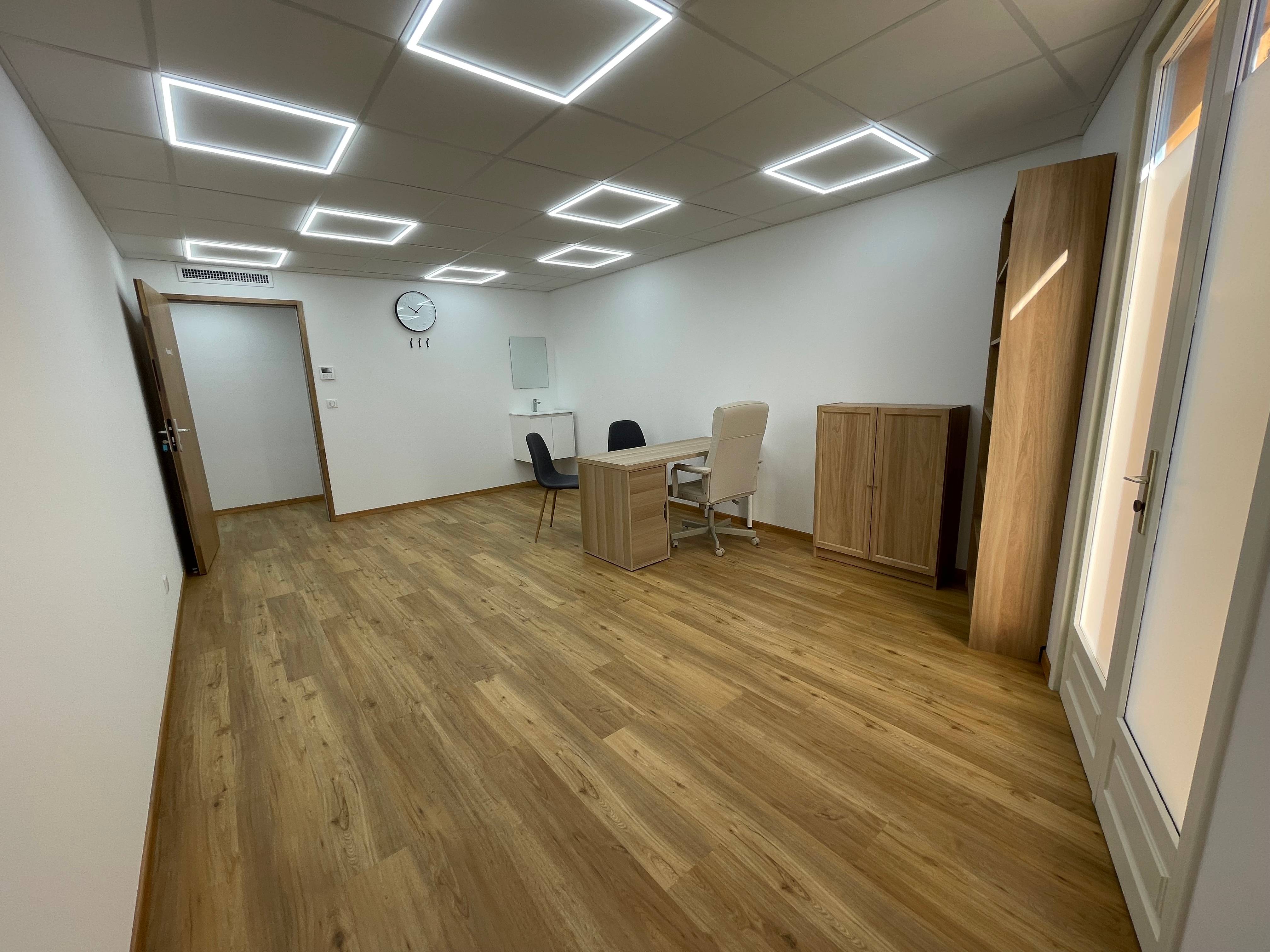 Bureau 21 m2 - Nova Care Martelly #1