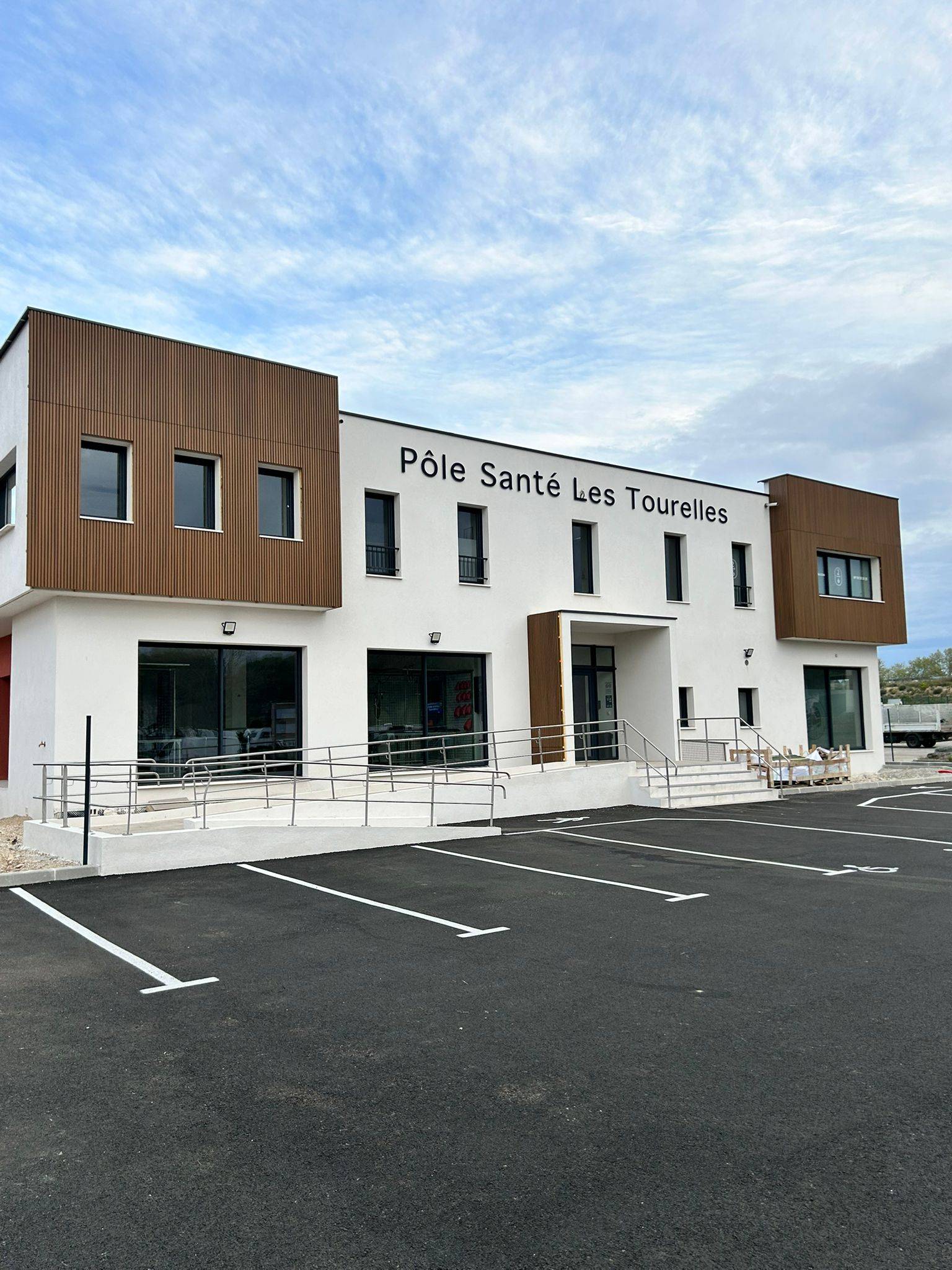 Cabinet Pôle Santé Les Tourelles à Vitrolles - Photo principale