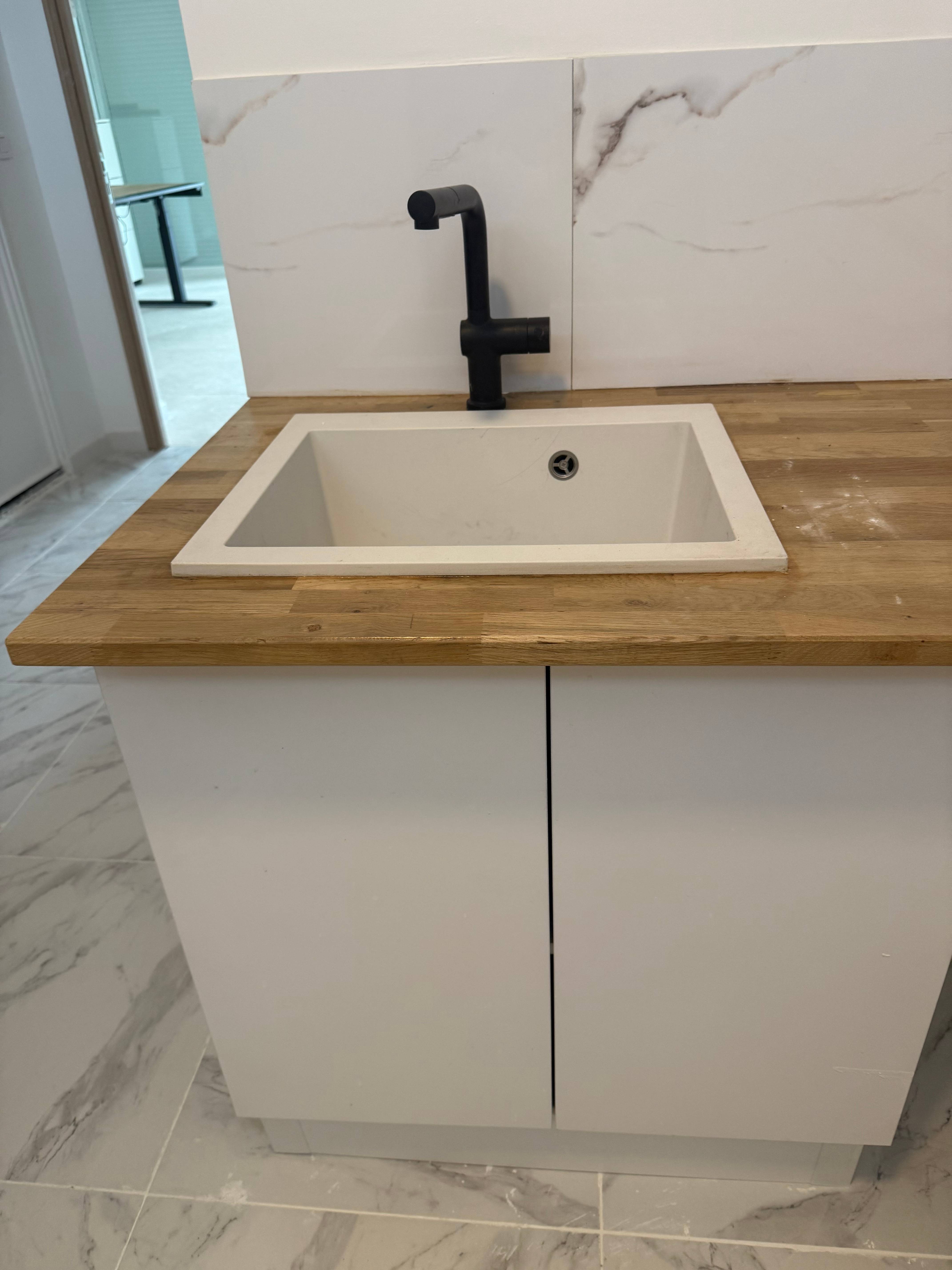 Cabinet Cabinet de Michel  à Septèmes-les-Vallons - Photo principale