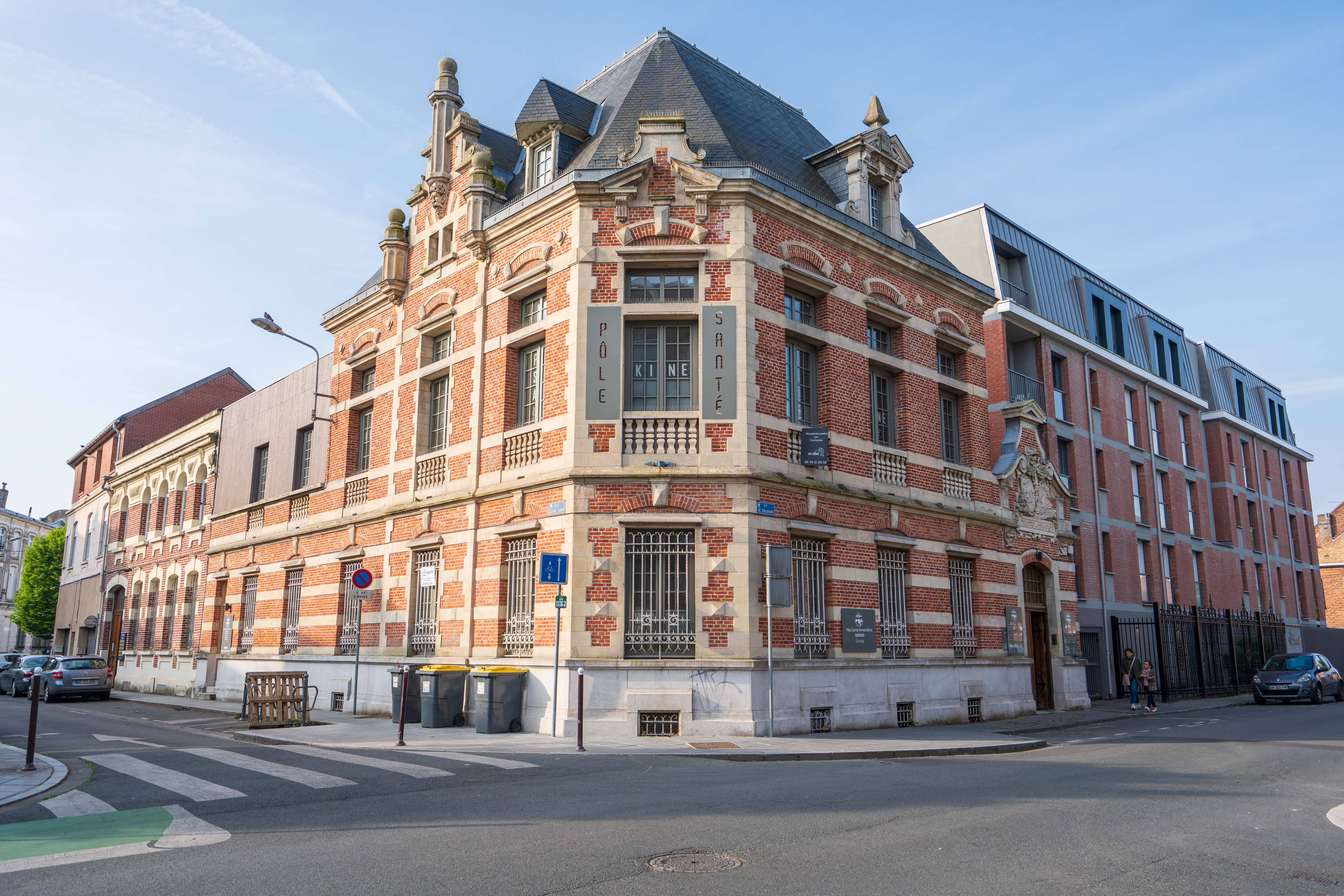 Cabinet Cabinet  à Armentières - Photo principale