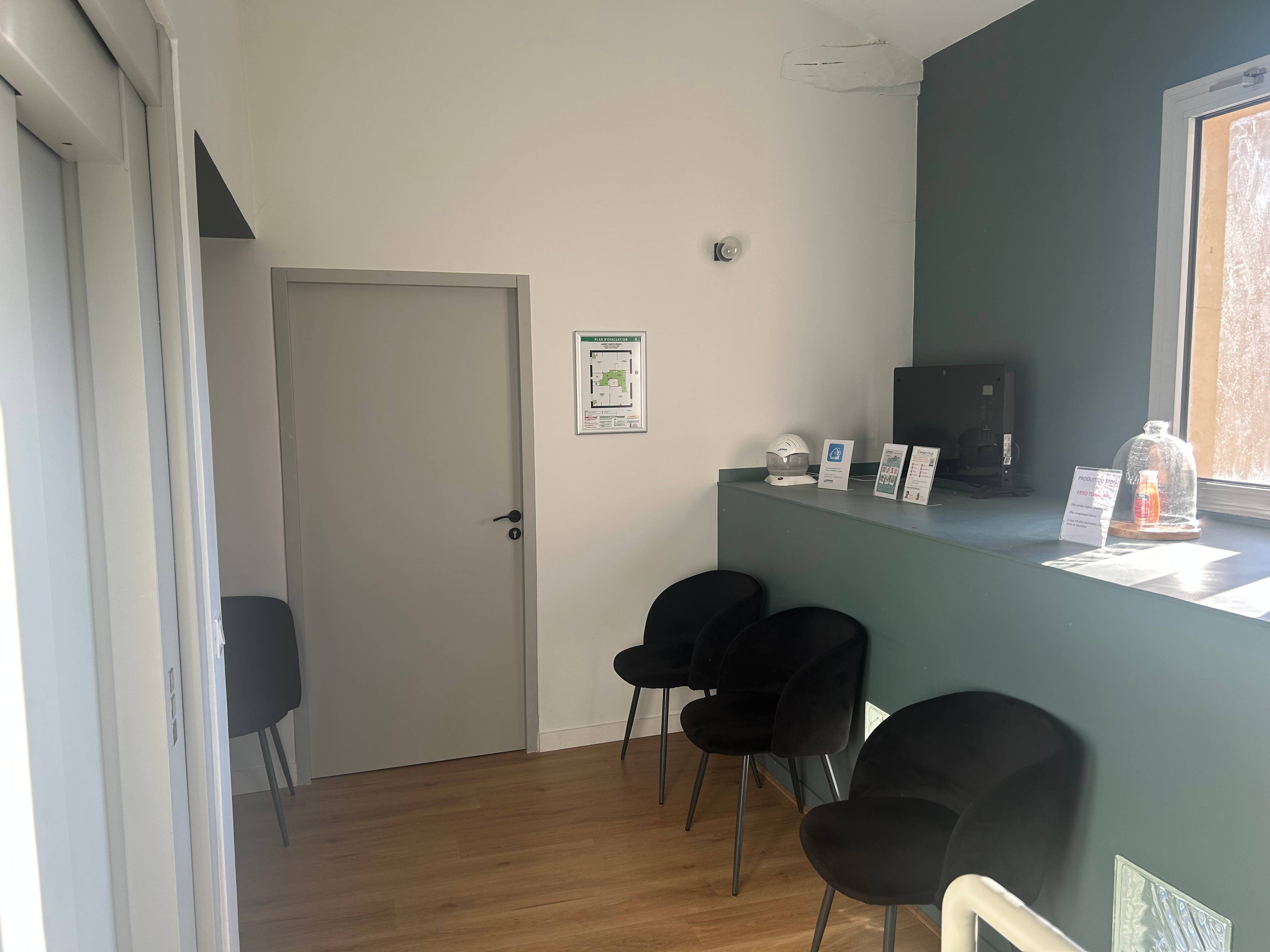 Cabinet Cabinet de Cédric  à L'Isle-d'Abeau - Photo principale