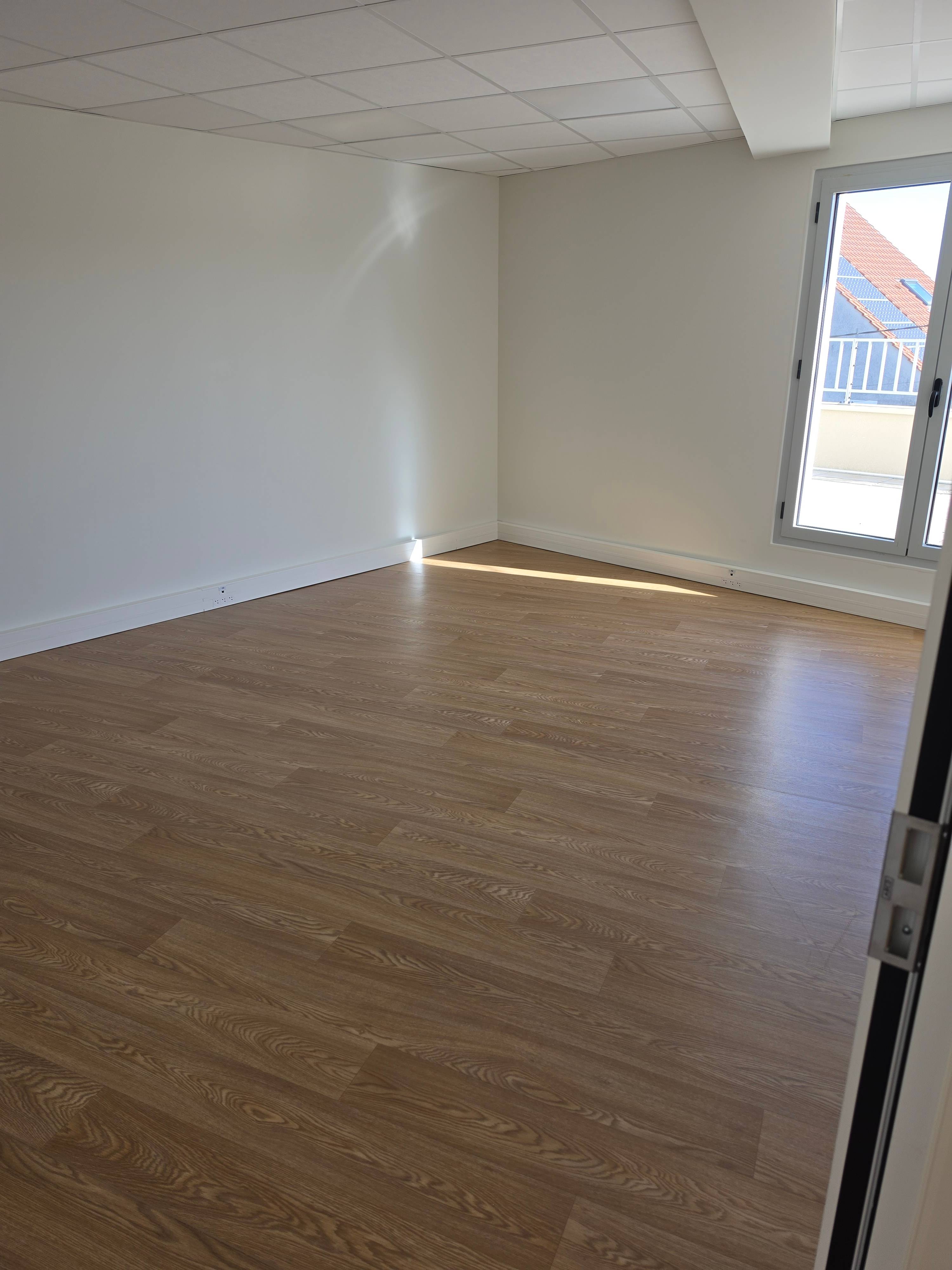 Cabinet Cabinet des Bords de ris - Photo 4