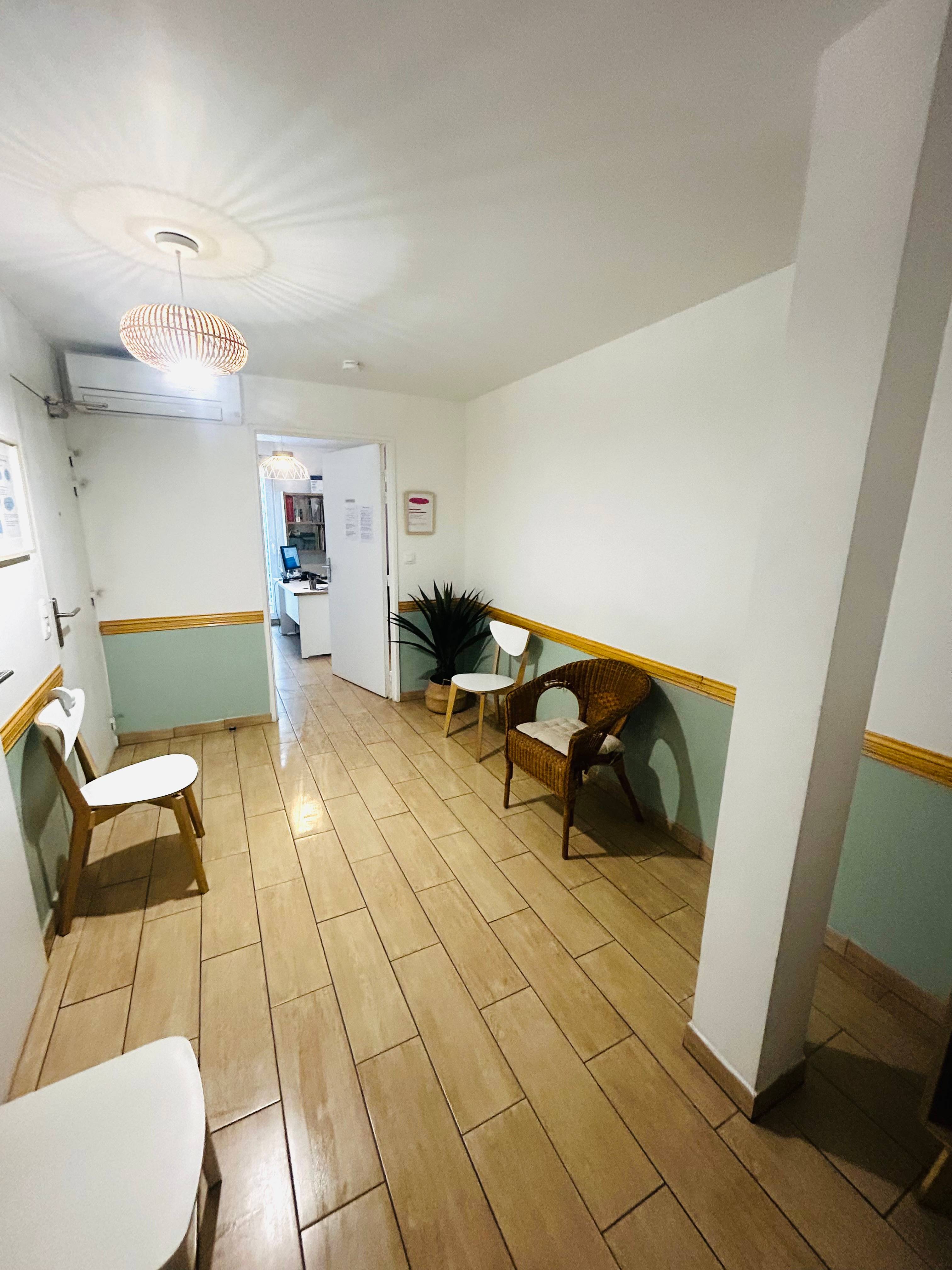 Cabinet Cabinet de carine à Villiers-sur-Marne - Photo principale