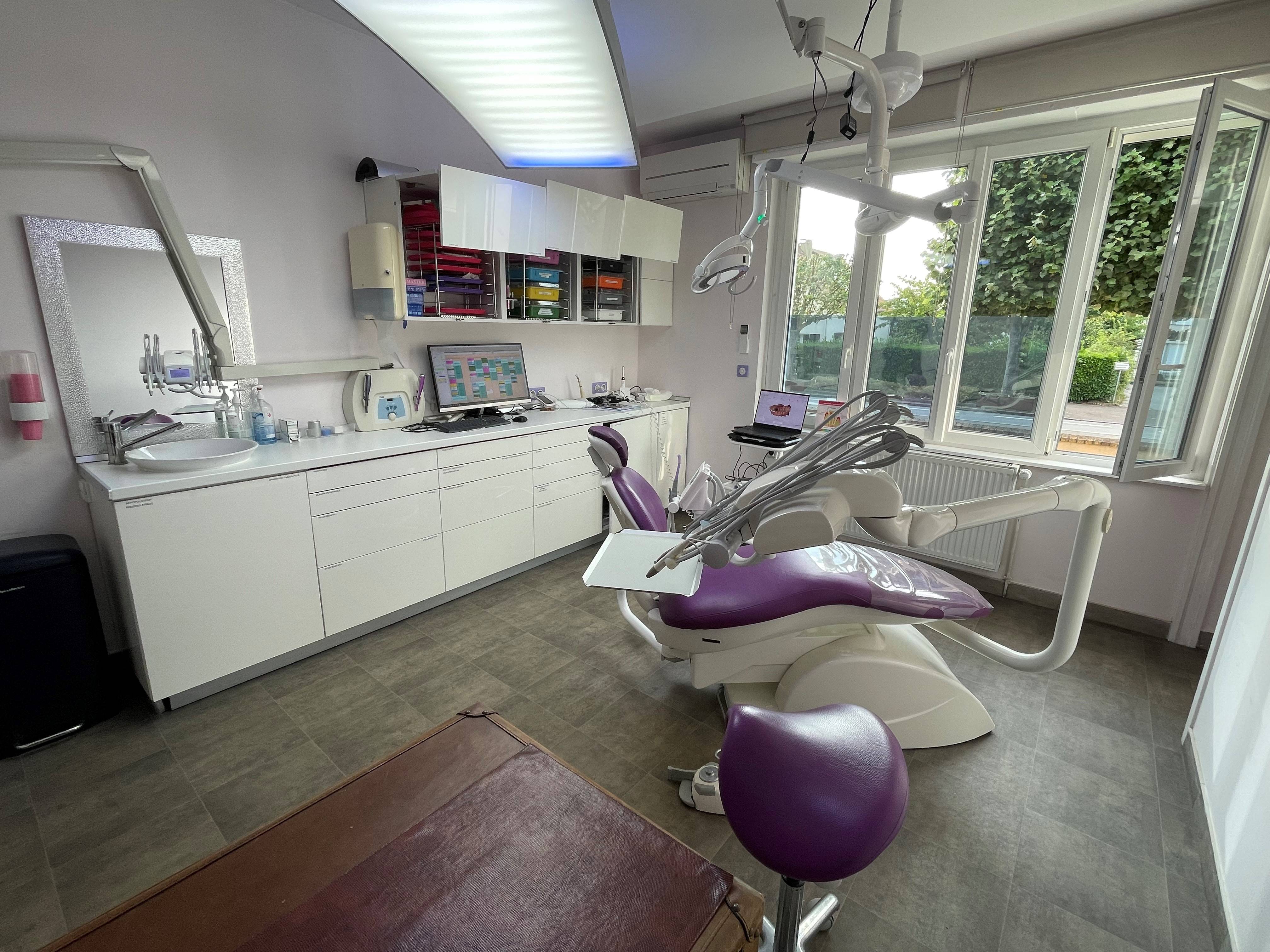 Cabinet Cabinet du Dr Ciglenean - Photo 3