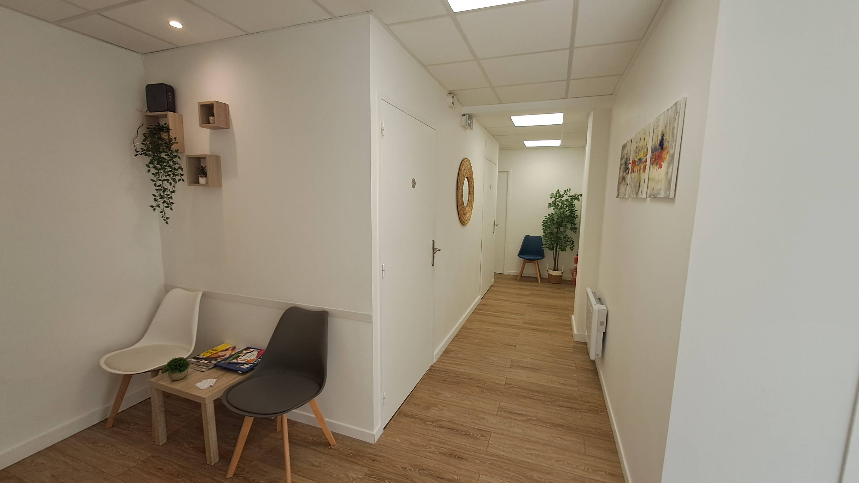 Cabinet Bureau à louer dans cabinet paramédical – Cornebarrieu centre (16 m²) à Cornebarrieu - Photo principale