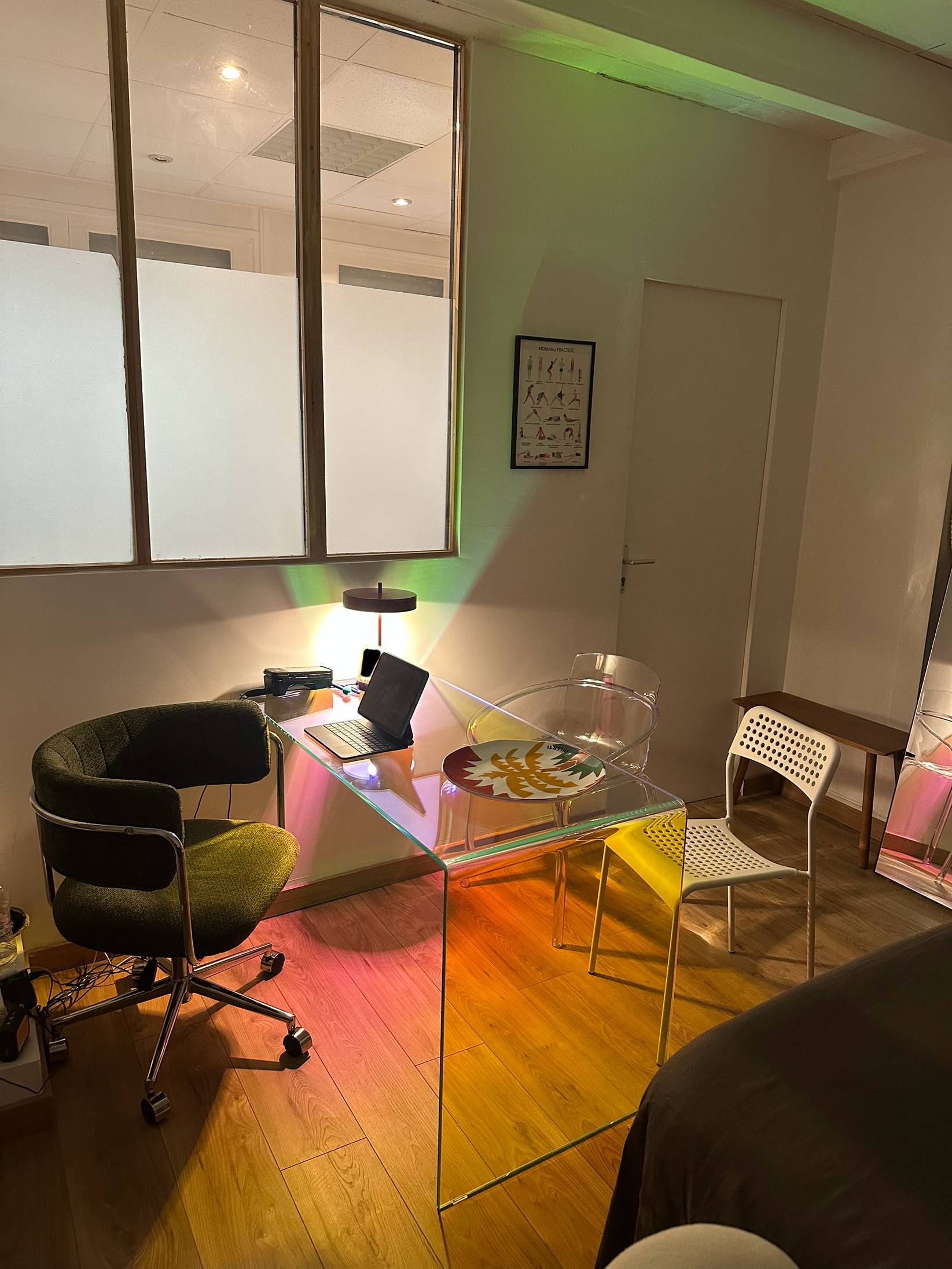 Cabinet de Mariska #3