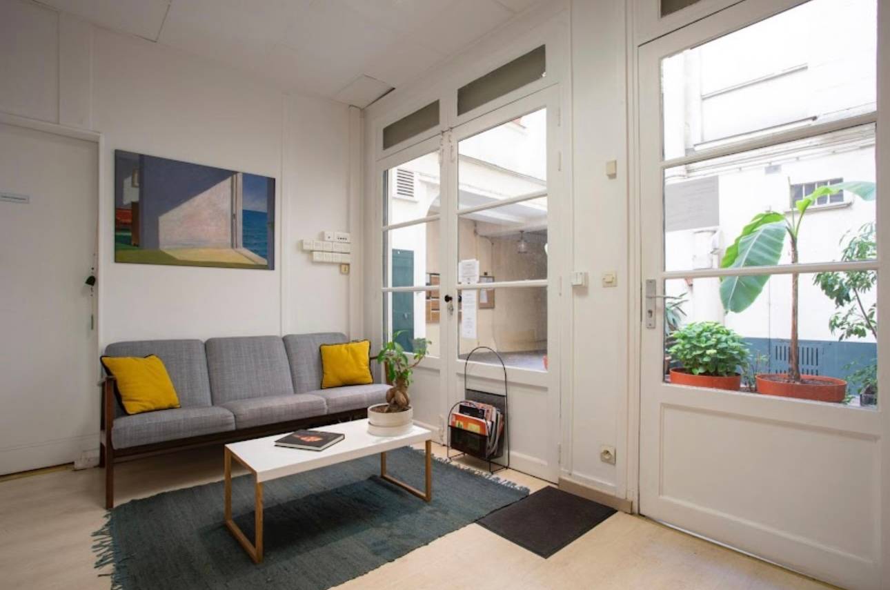 Cabinet de Mariska #1