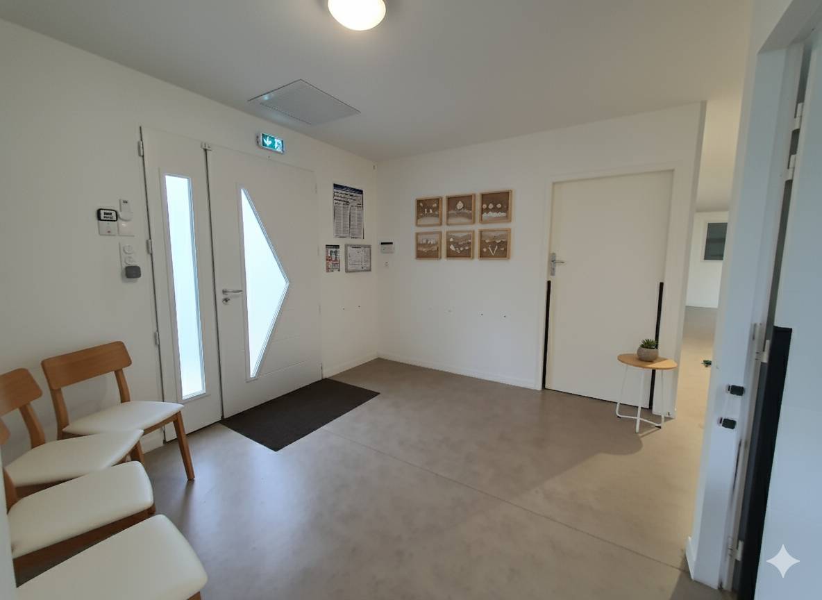 Cabinet Grande salle 47 m² avec terrasse – Idéale kinésithérapeute à Le Barp - Photo principale