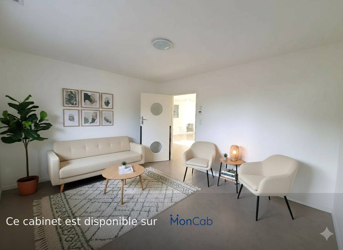 Cabinet Cabinet 13 m² – Idéal professionnel de santé ou du bien-être à Le Barp - Photo 2