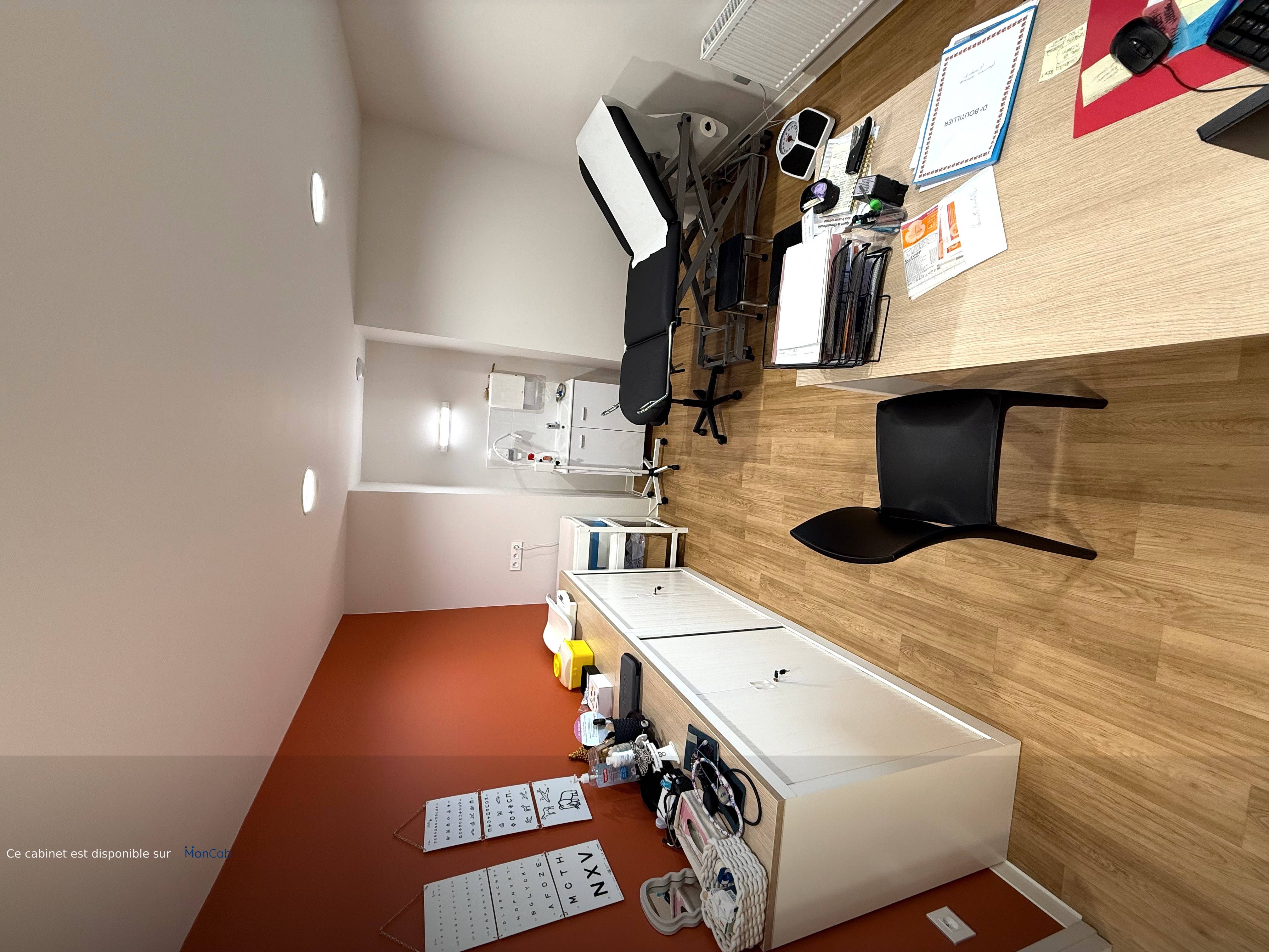 Cabinet de Laurette #1