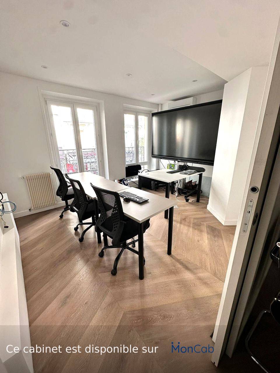 Cabinet de shmouel #9