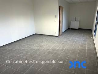 Cabinet Cabinet  à Champagnac-de-Belair - Photo 3