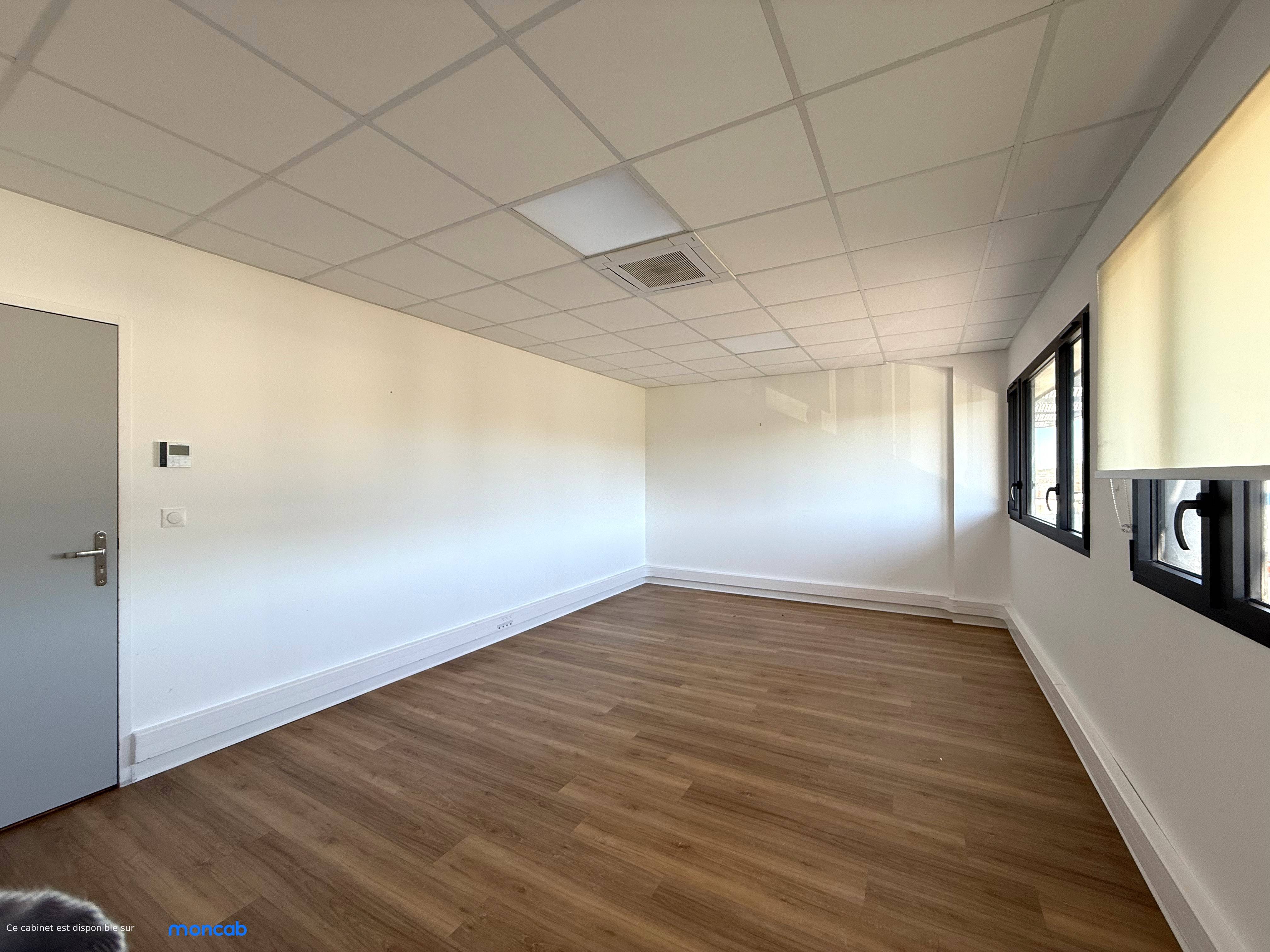 Cabinet Cabinet de CEDAC à Cadaujac - Photo 12