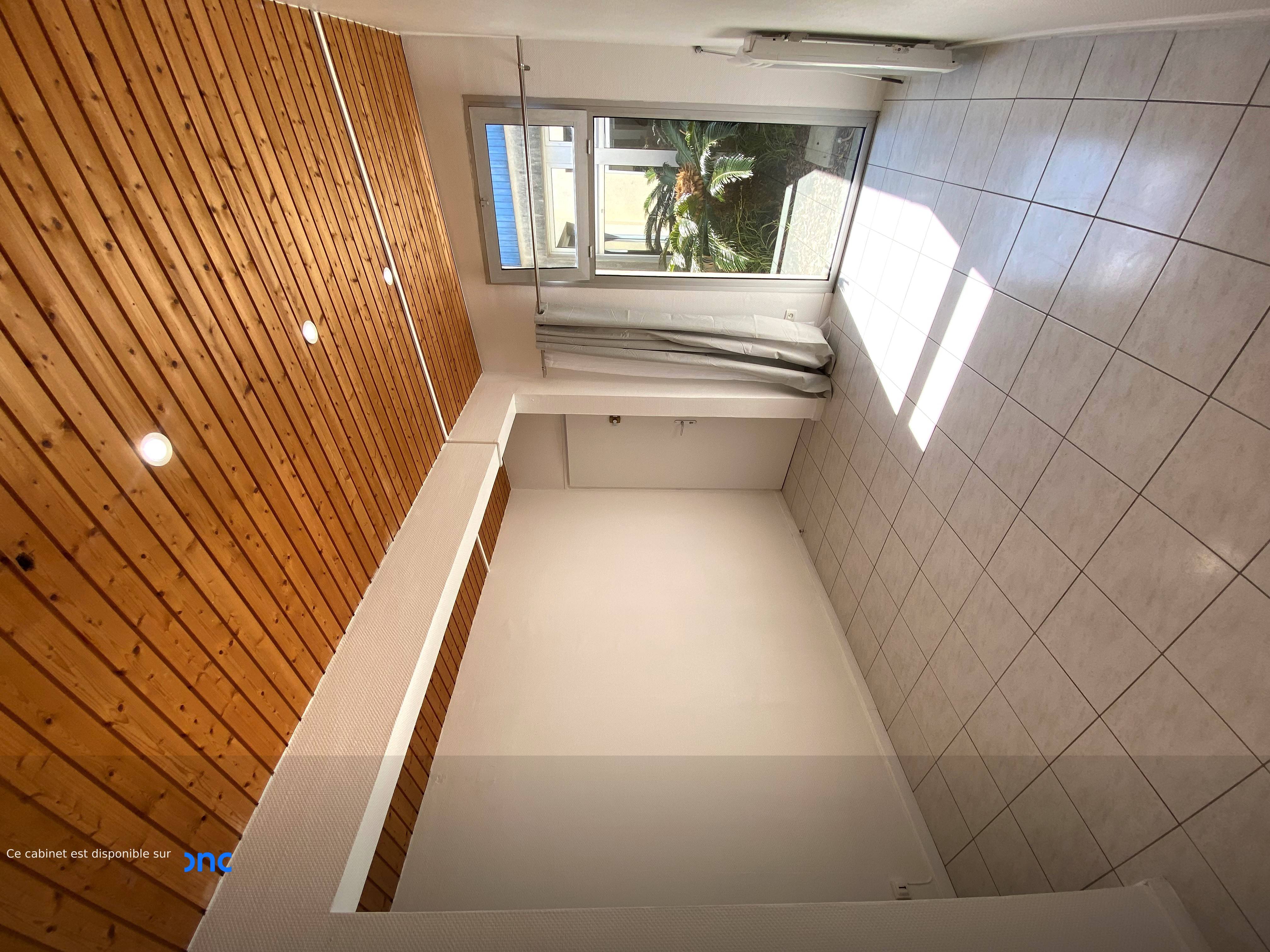 Cabinet Cabinet Les Présidents à Les Sables-d'Olonne - Photo 1