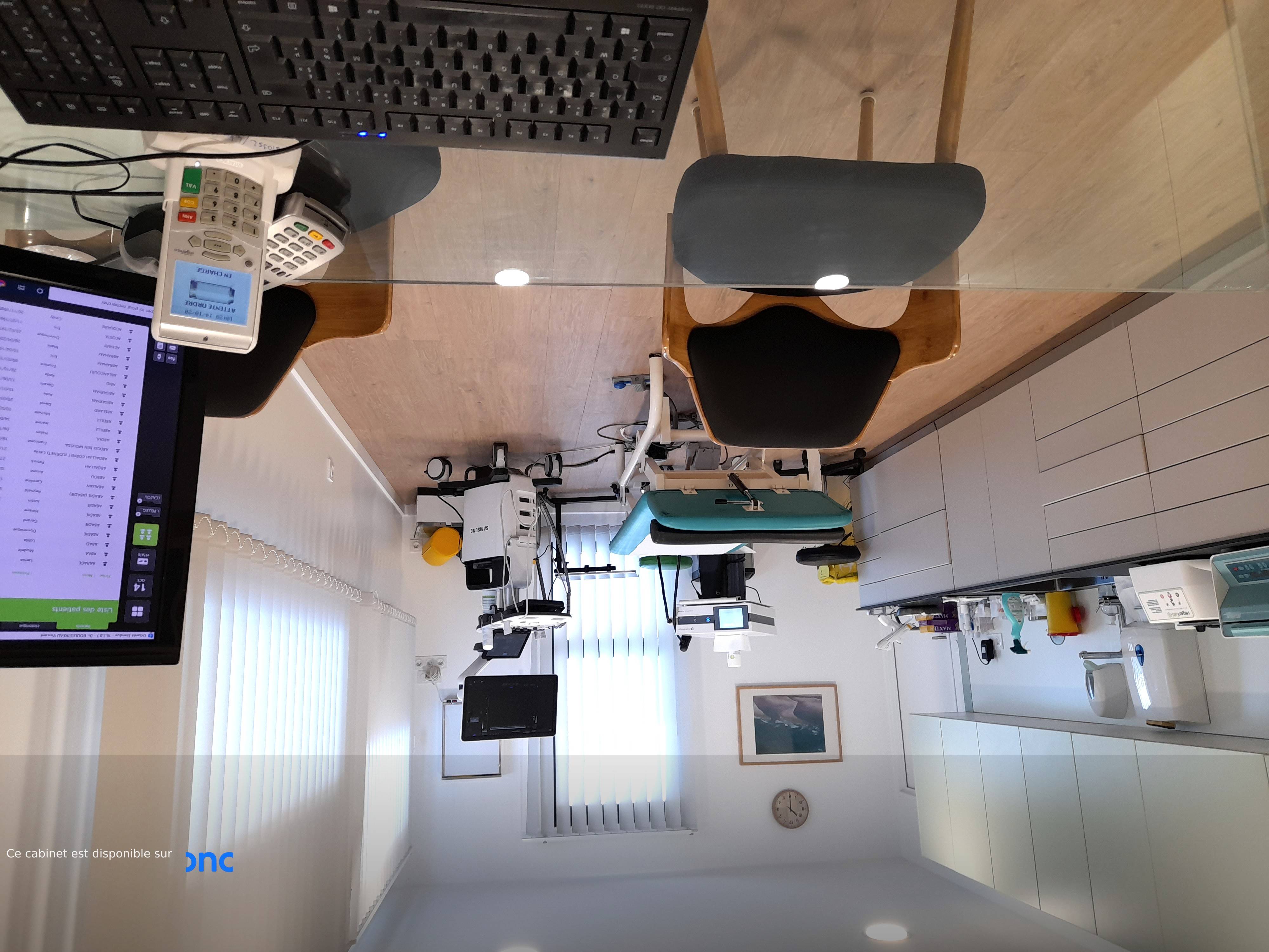 Cabinet Cabinet de Vincent  à Saint-Médard-en-Jalles - Photo 2