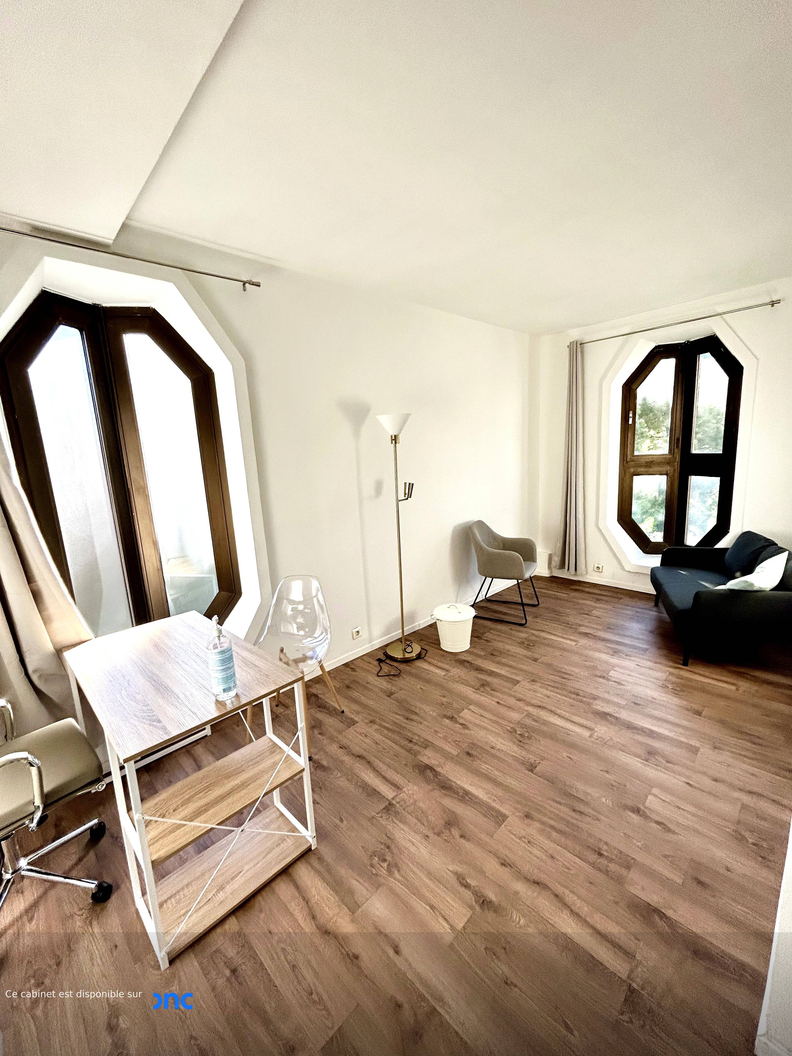 Cabinet Cabinet de Mercier à Marseille - Photo 1