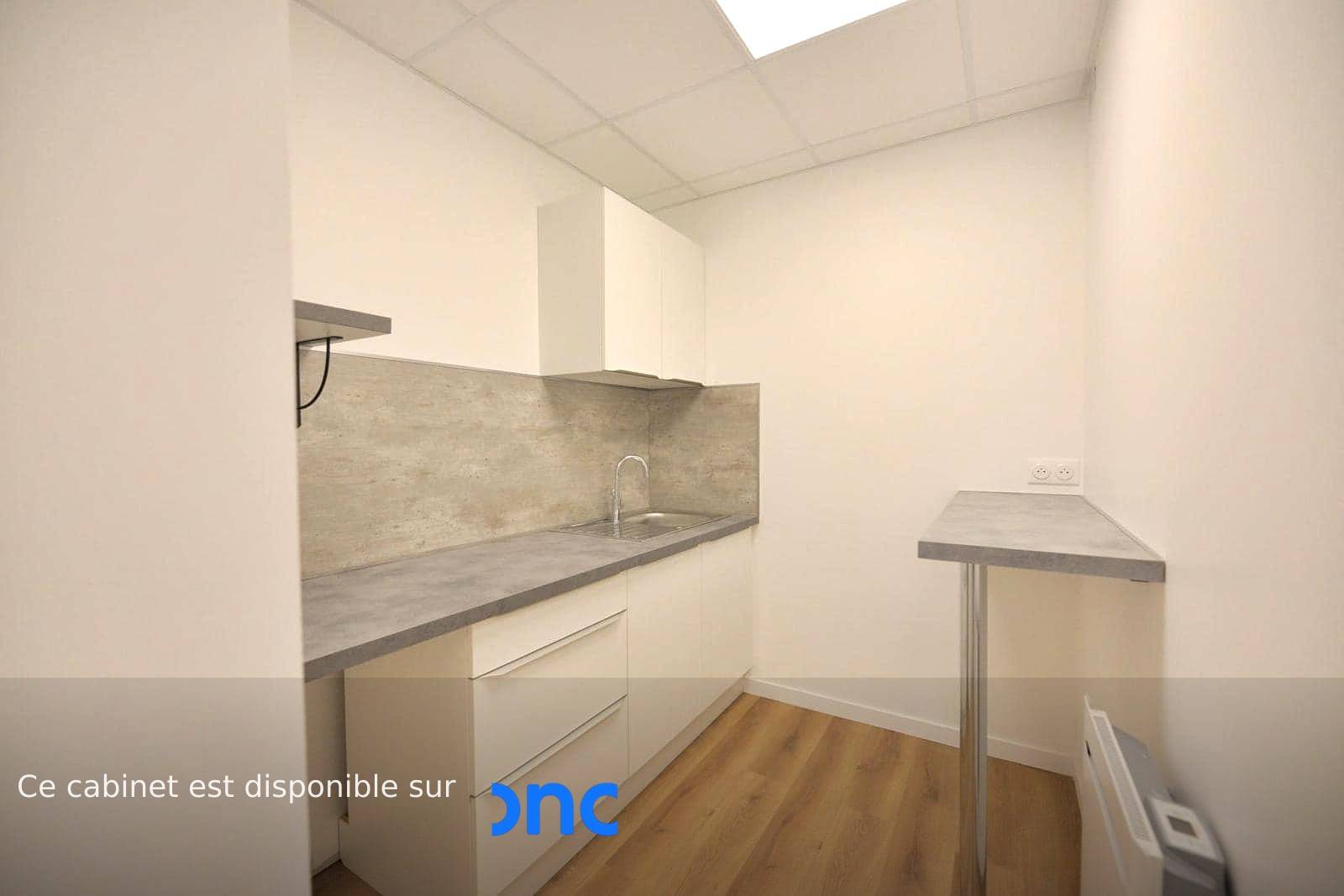 Cabinet Cabinet de Emilie à Asnières-sur-Seine - Photo 1