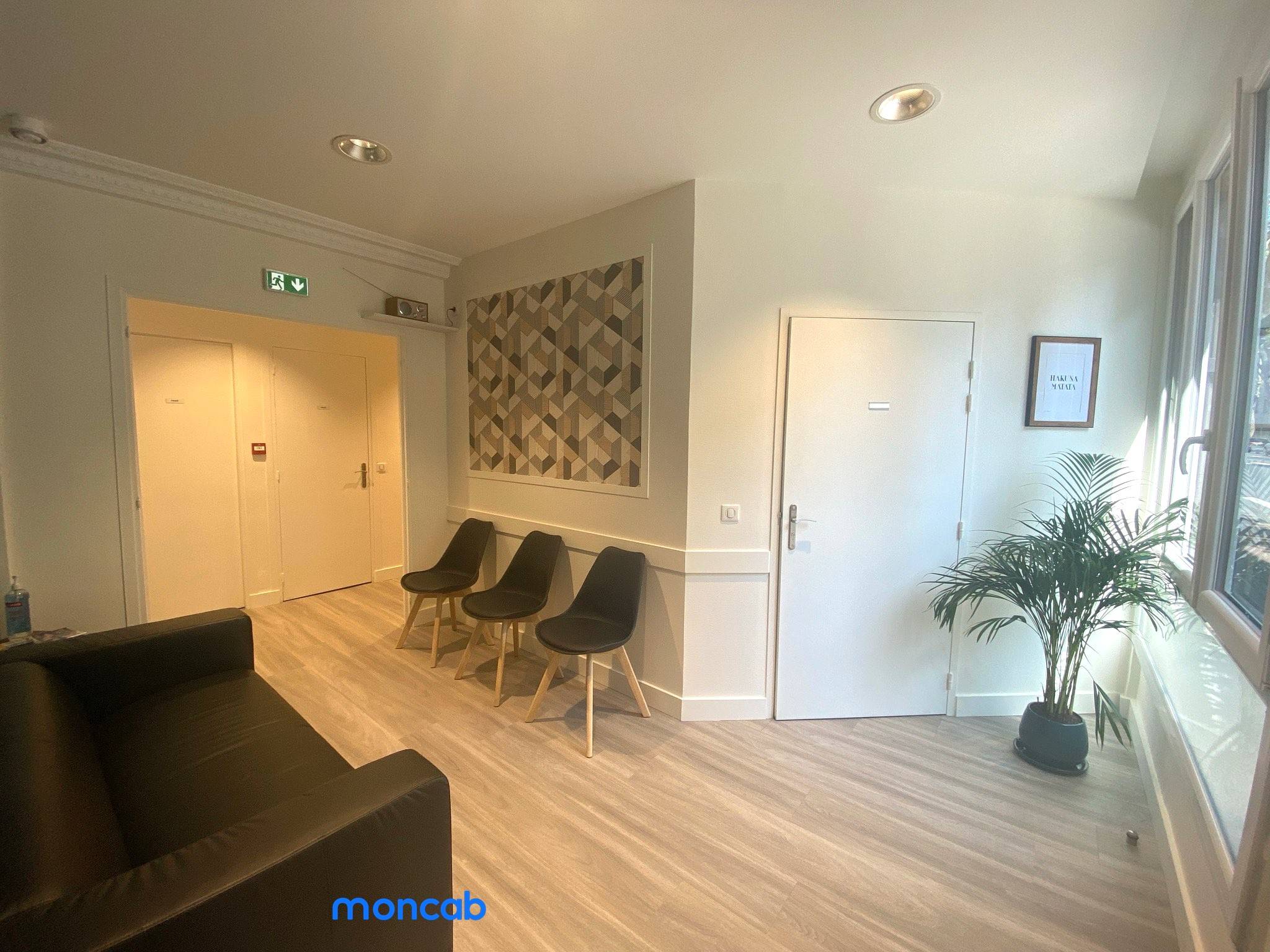 Cabinet Cabinet de Aurelien à Issy-les-Moulineaux - Photo 1