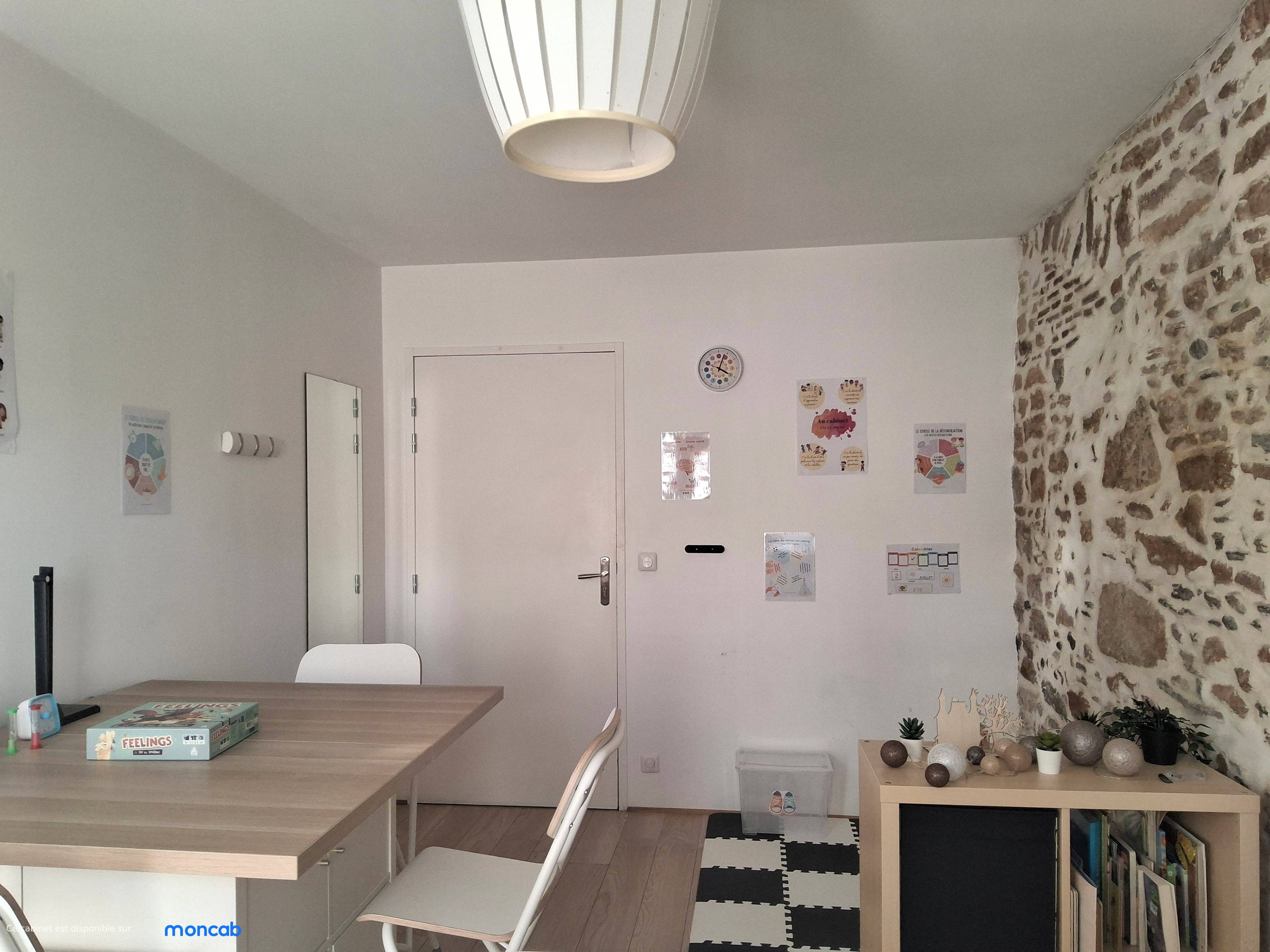 Cabinet Cabinet paramédical à Rochetaillée-sur-Saône - Photo 1