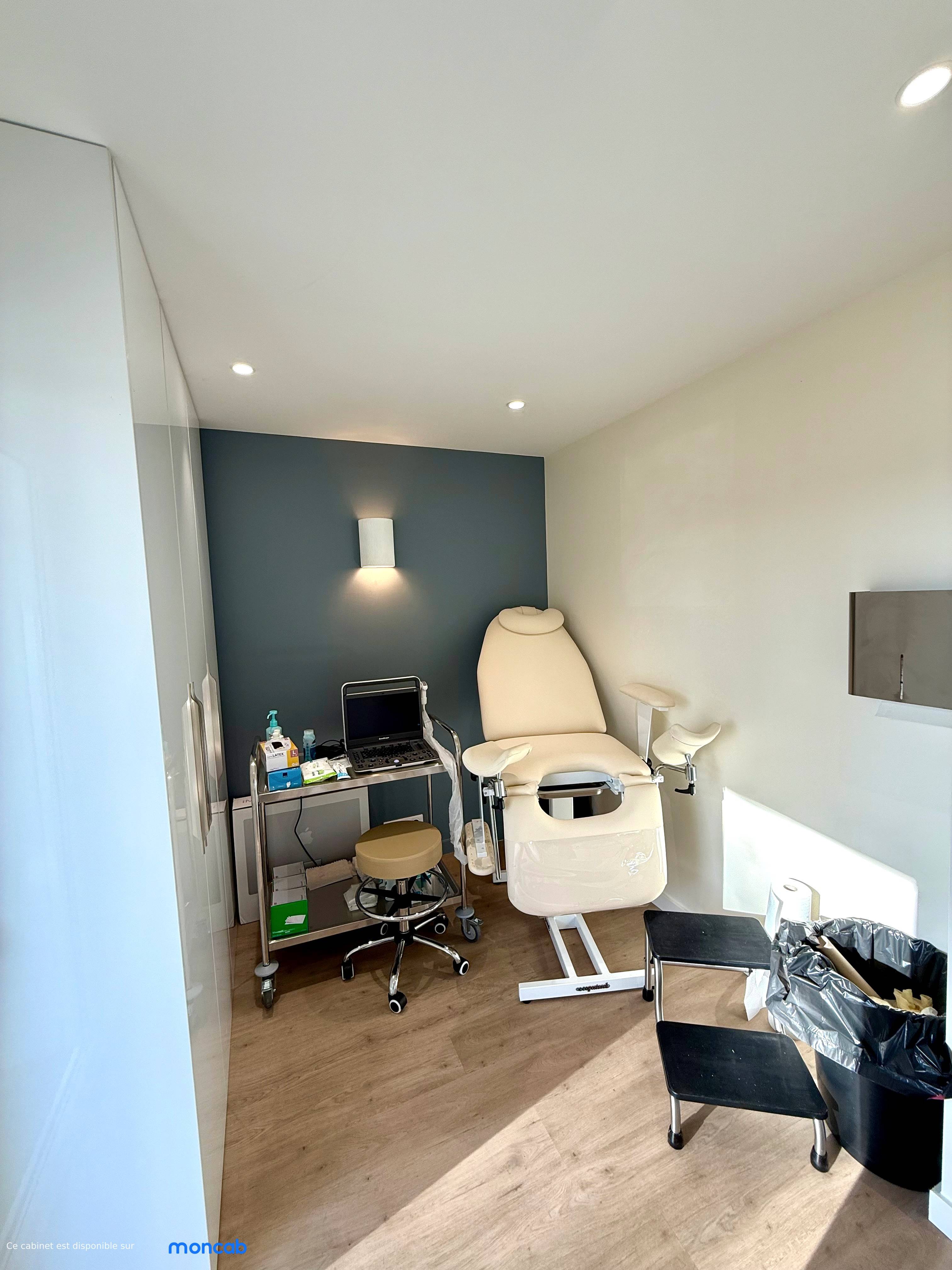 Cabinet Cabinet des Dr Bentellis, Mendel et Regnier à Mandelieu-la-Napoule - Photo 5