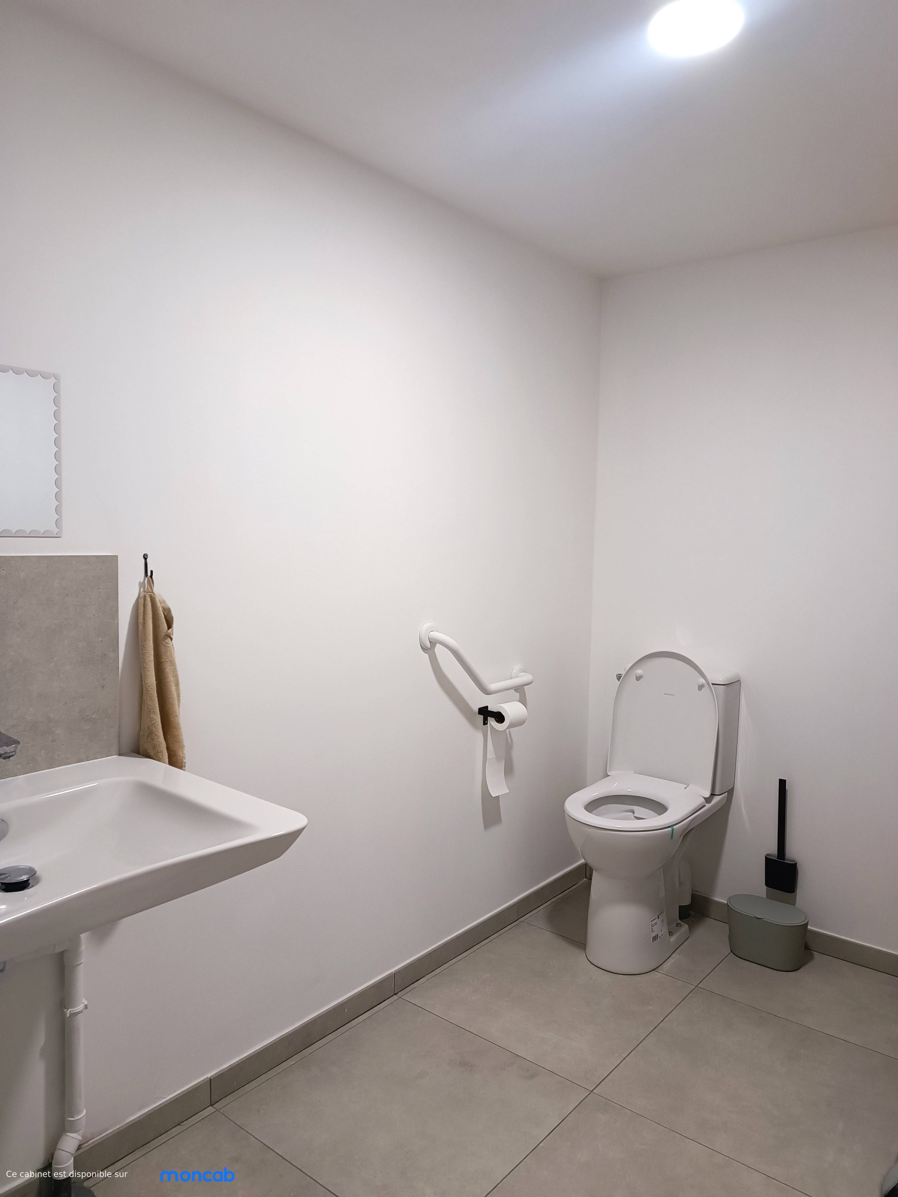 Cabinet Cabinet  à Ustaritz - Photo 5