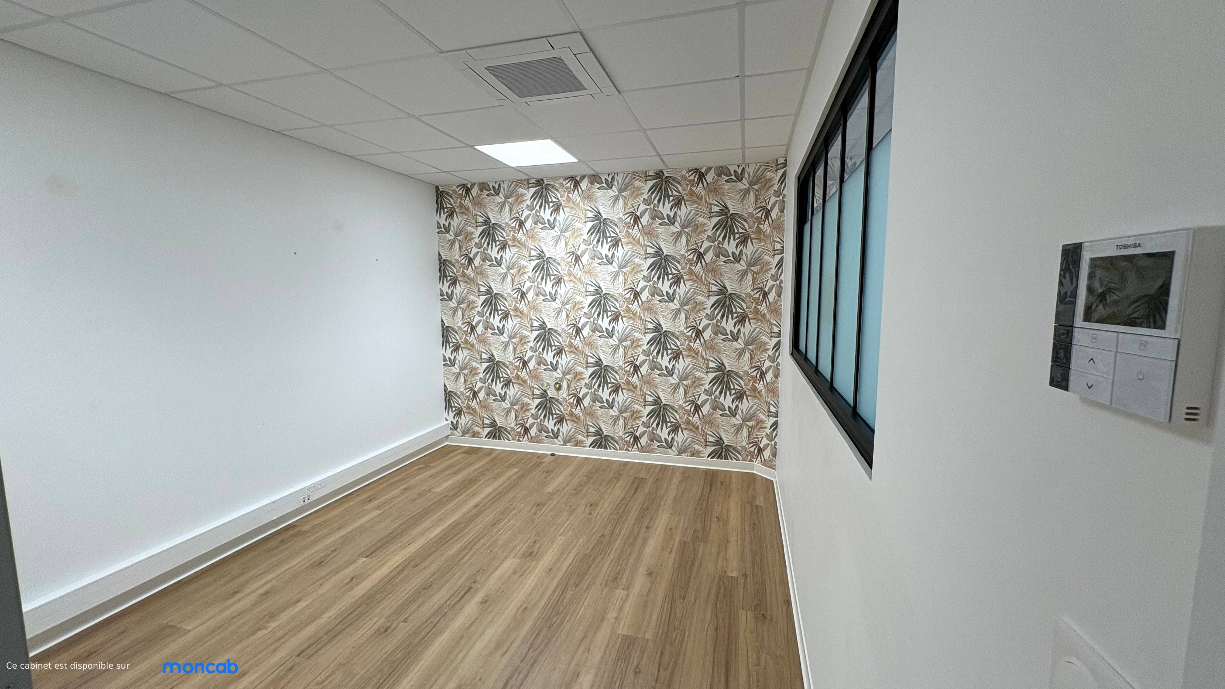 Cabinet Cabinet de CEDAC à Cadaujac - Photo principale