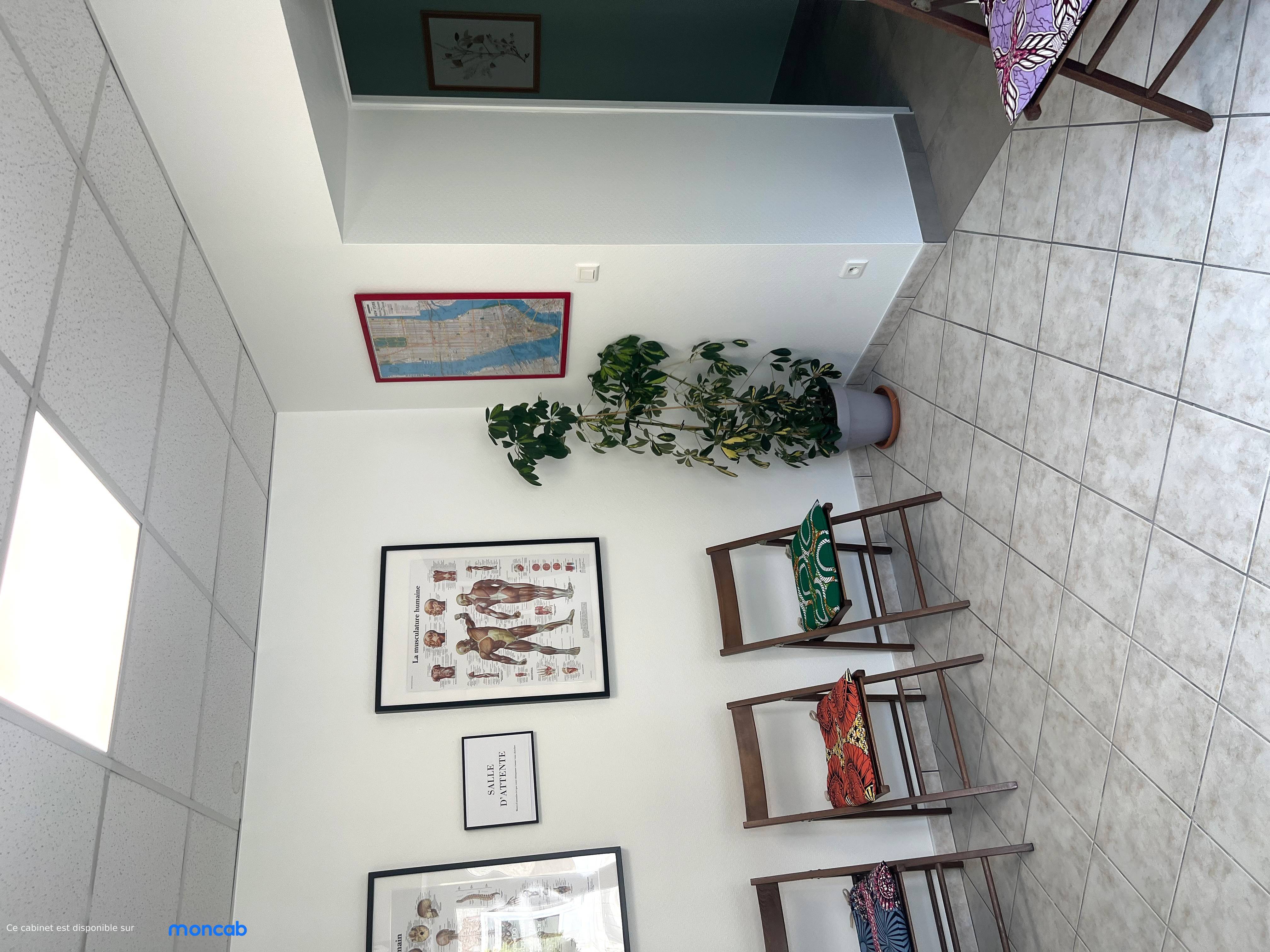 Cabinet Salle de consultation - Photo 3