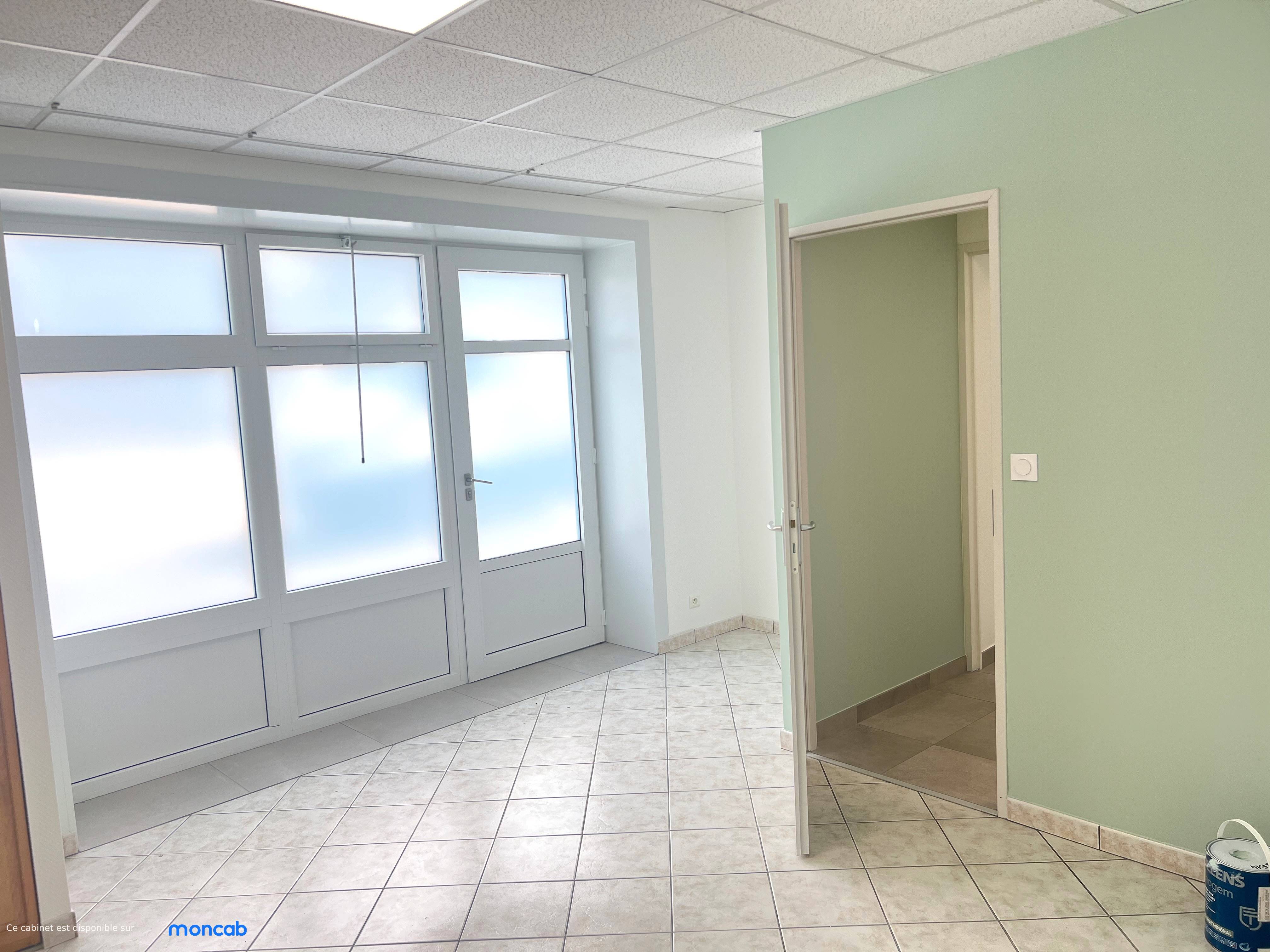 Cabinet Salle de consultation à La Chevrolière - Photo 7