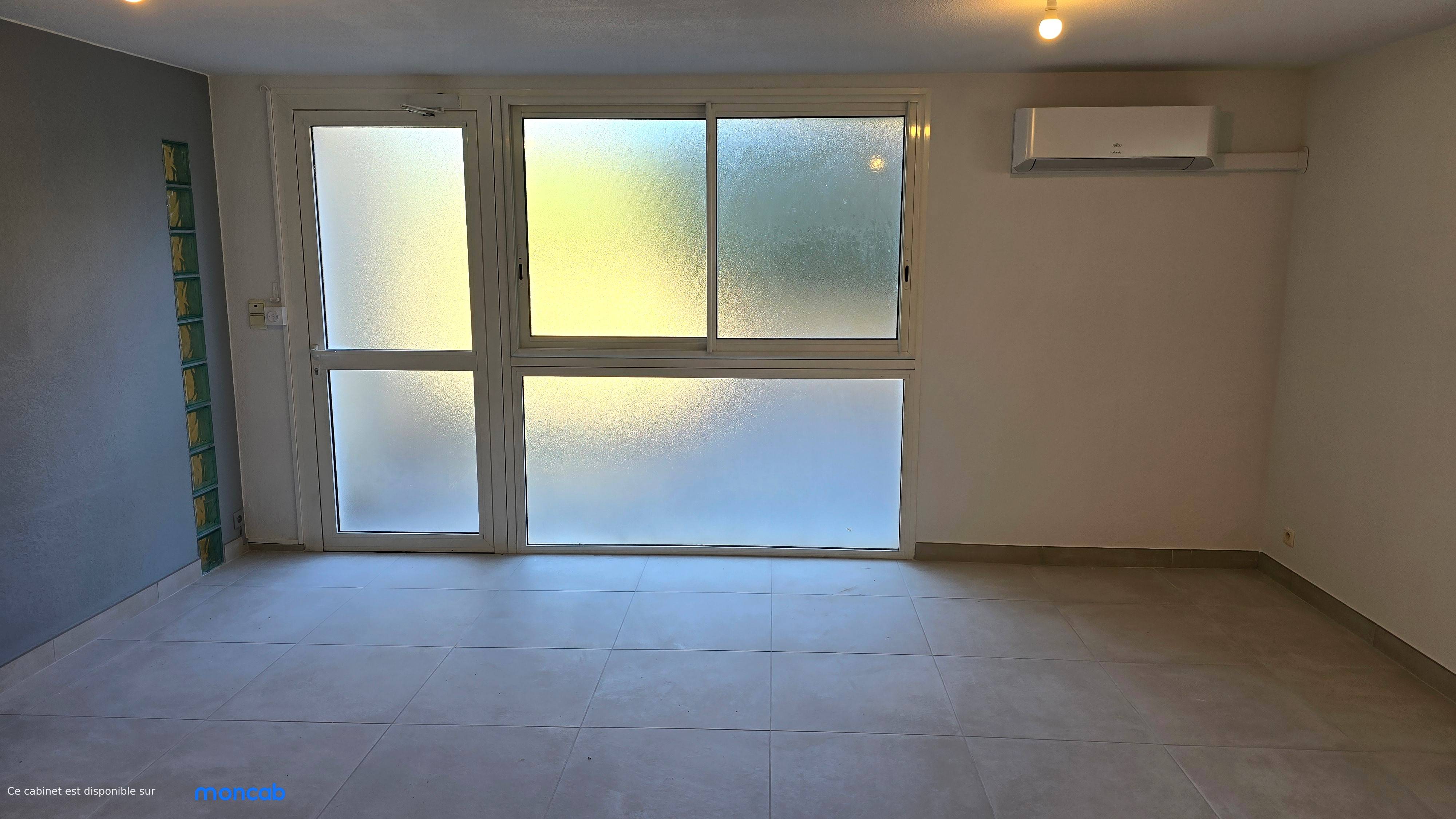 Cabinet Cabinet de Carole à Perpignan - Photo 2