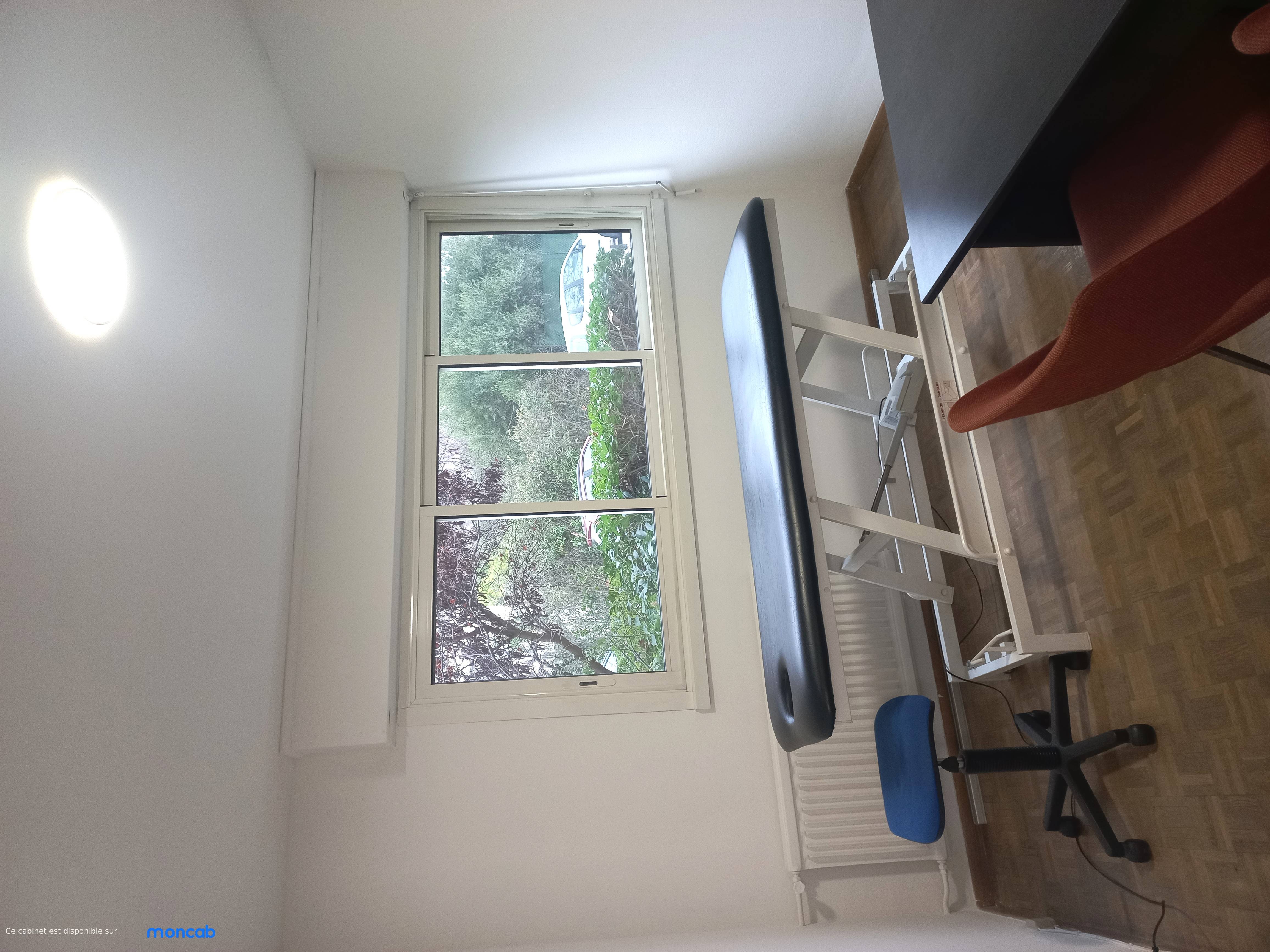 Cabinet Cabinet de Laurence à Aix-en-Provence - Photo 1