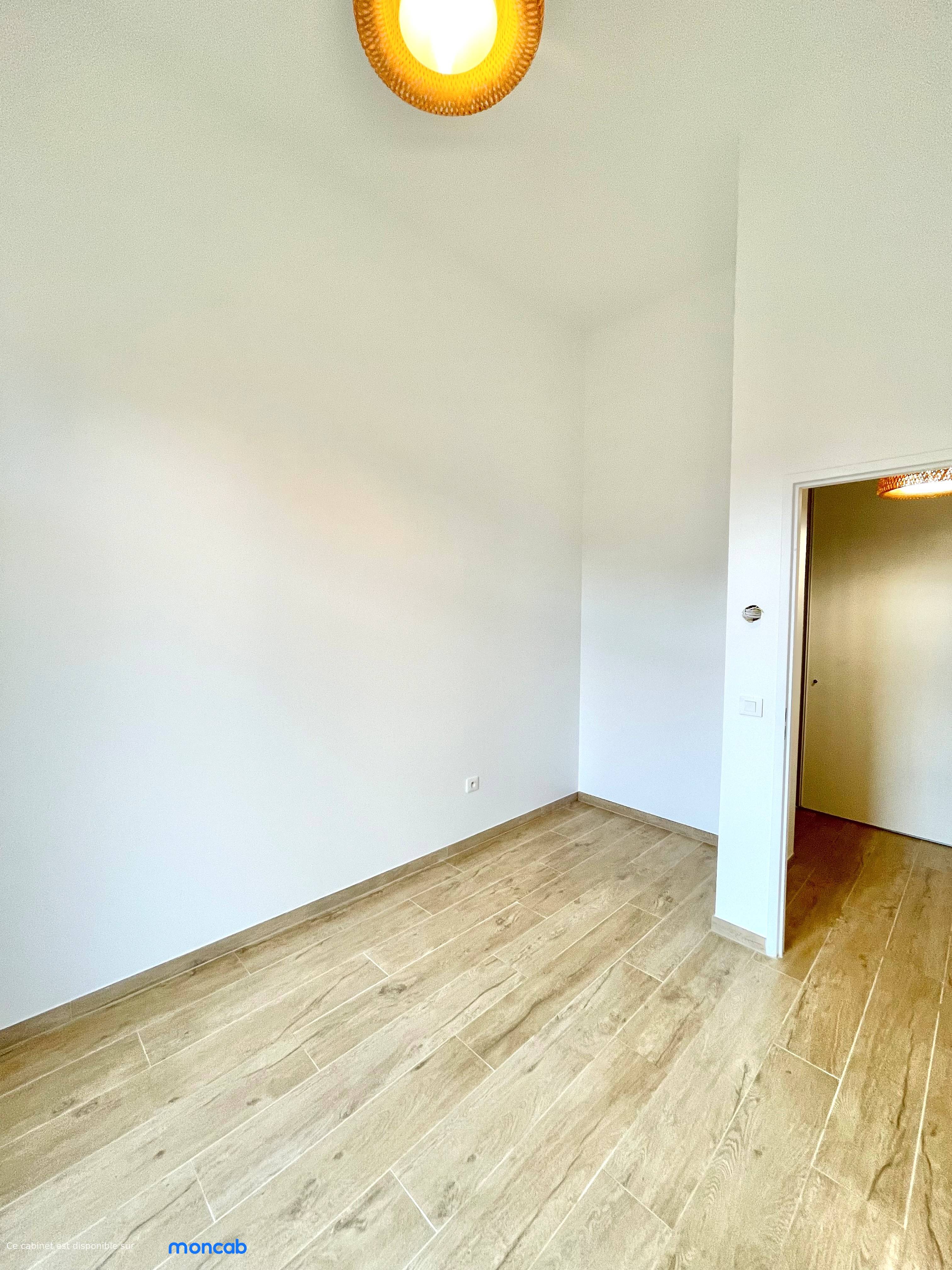 Cabinet Cabinet de Fedwa à Créteil - Photo 2