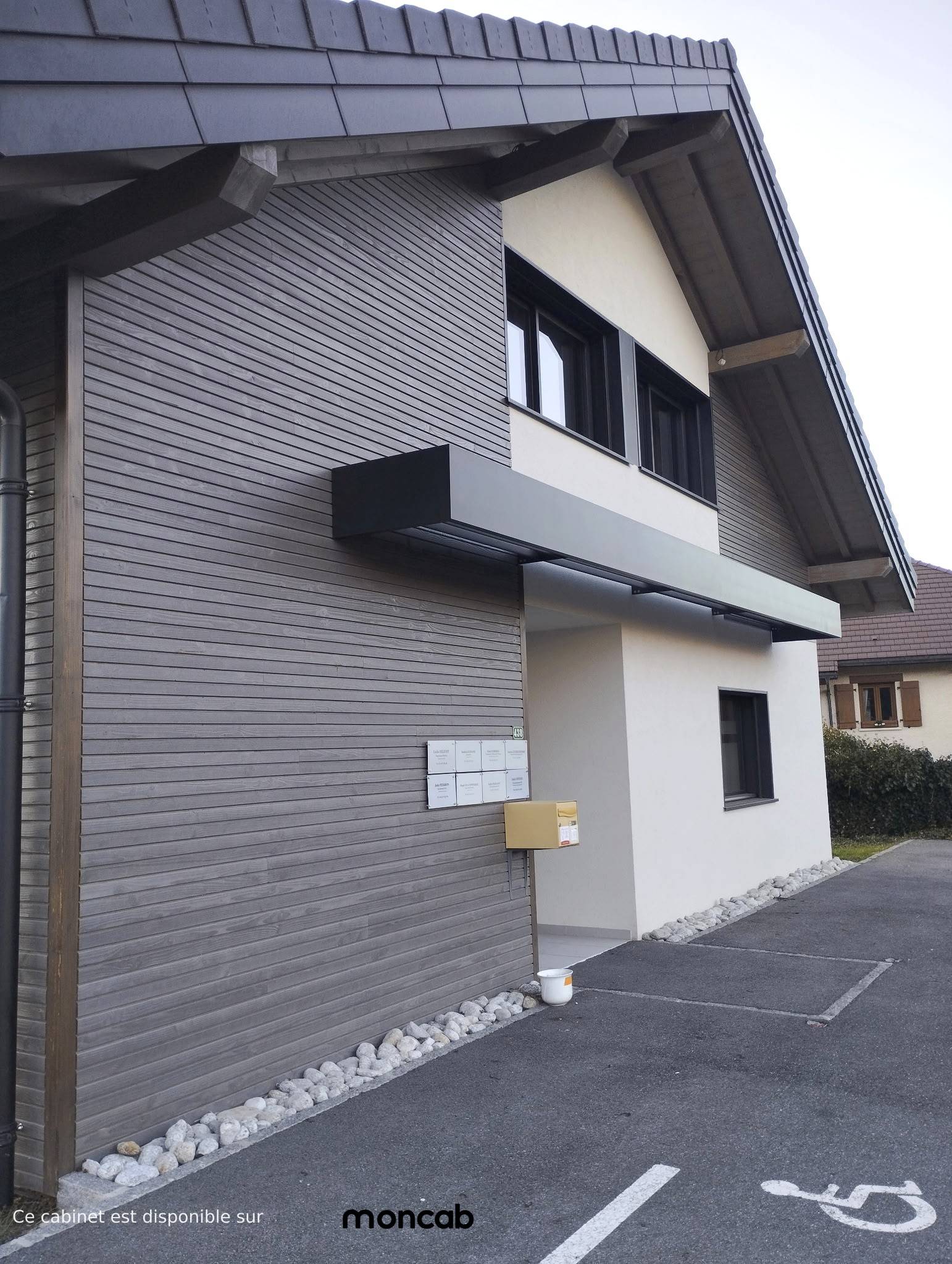 Cabinet Cabinet de Sophie HAILLANT à Boëge - Photo 4