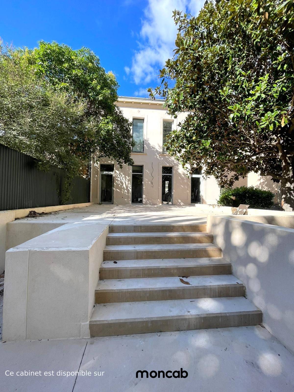 Cabinet Local medical/paramedical à Trets - Photo 1