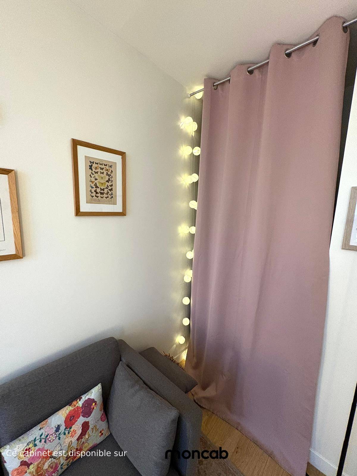 Cabinet Cabinet de Charlotte à Paris - Photo 4