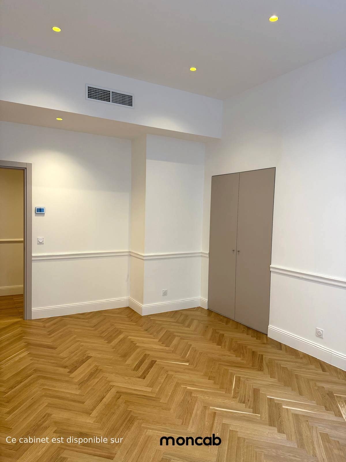 Cabinet Cabinet de Nice - Photo 4