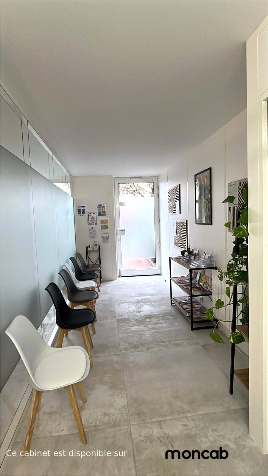 Cabinet Salle de Formation, Ateliers, Groupes de Paroles à Esbly - Photo 1