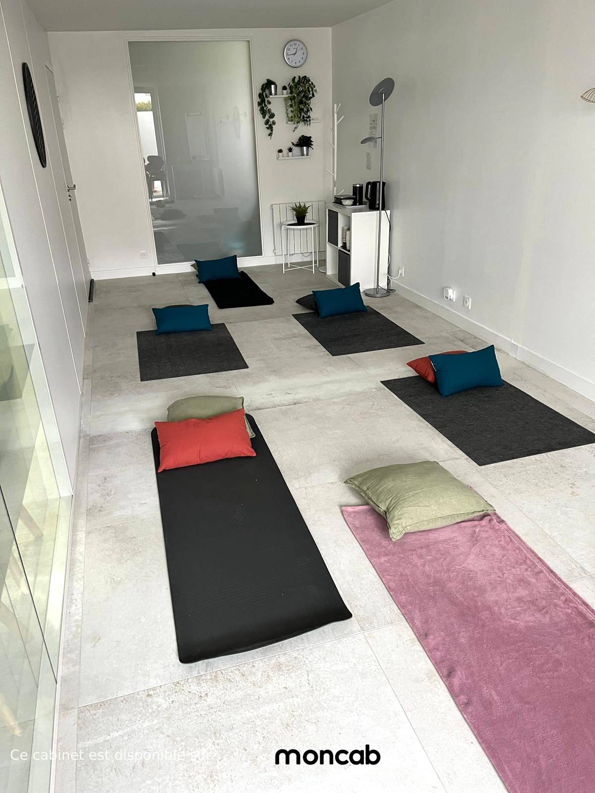 Cabinet Salle de Formation, Ateliers, Groupes de Paroles à Esbly - Photo 5