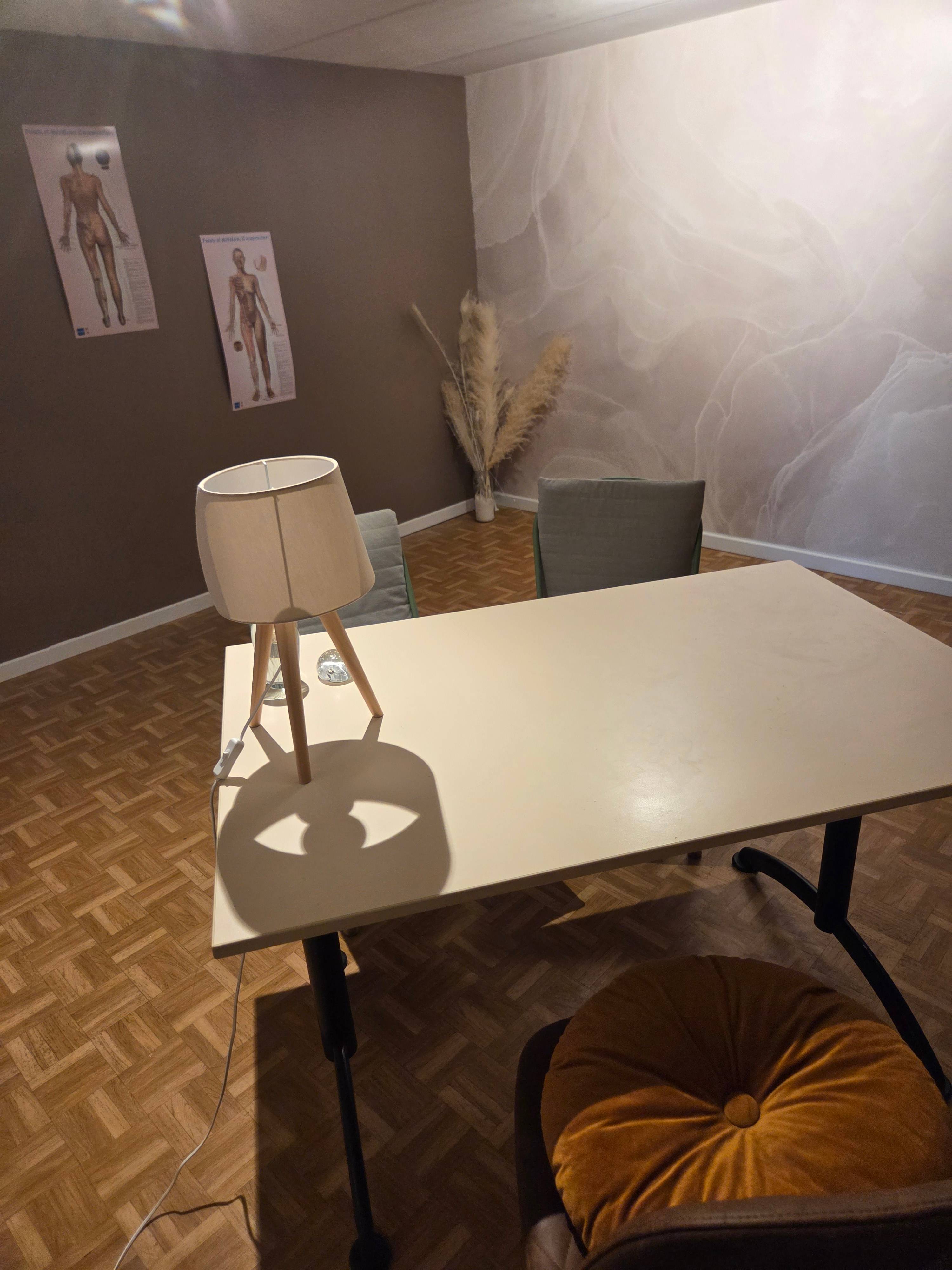 Cabinet Bureau - Photo 2