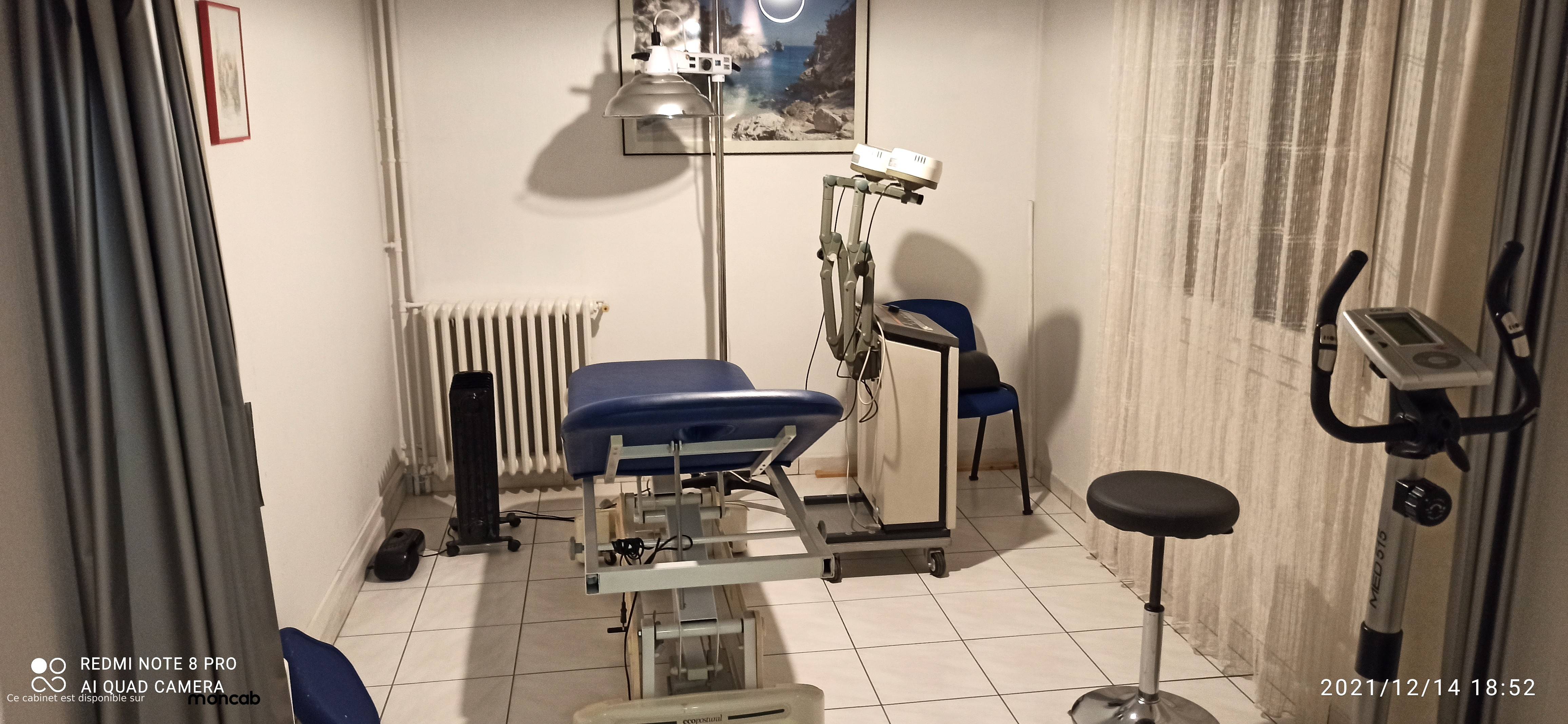 Cabinet Cabinet de kinésithérapie  du parc fleuri à Marseille - Photo 1