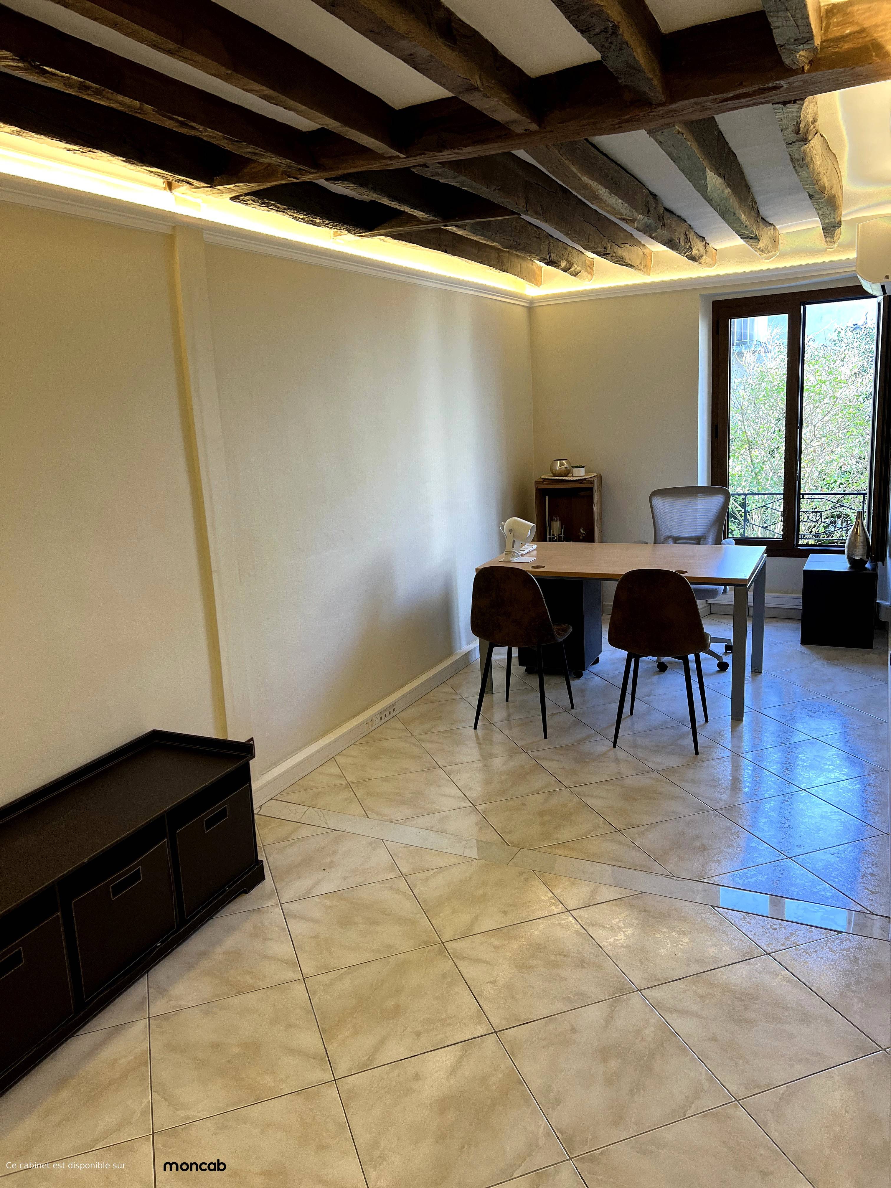 Cabinet Cabinet 15m² à Sucy-en-Brie - Photo principale